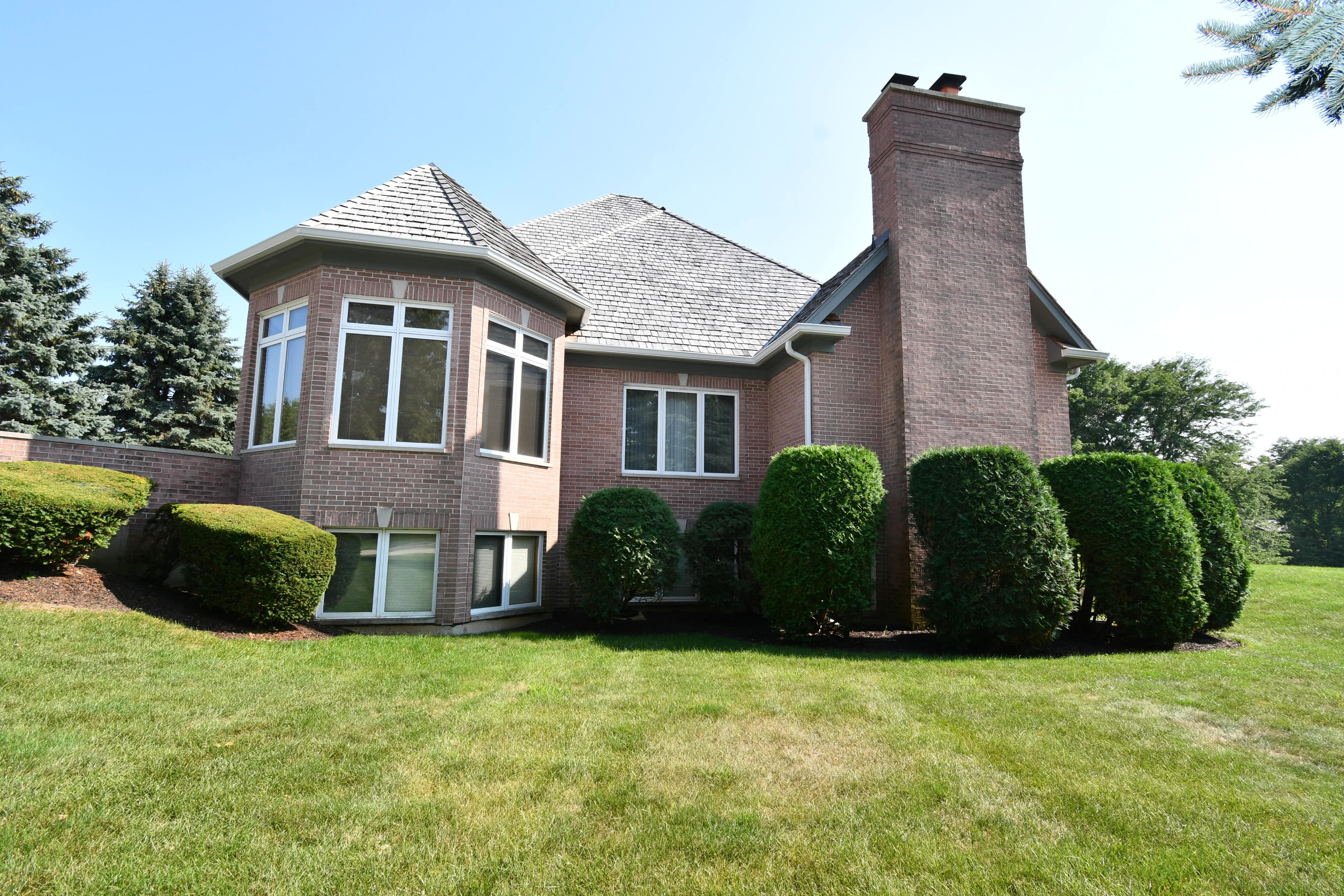 Hawthorn Woods, Illinois, 60047, United States, 4 Bedrooms Bedrooms, ,4 BathroomsBathrooms,Residential,For Sale,1895199
