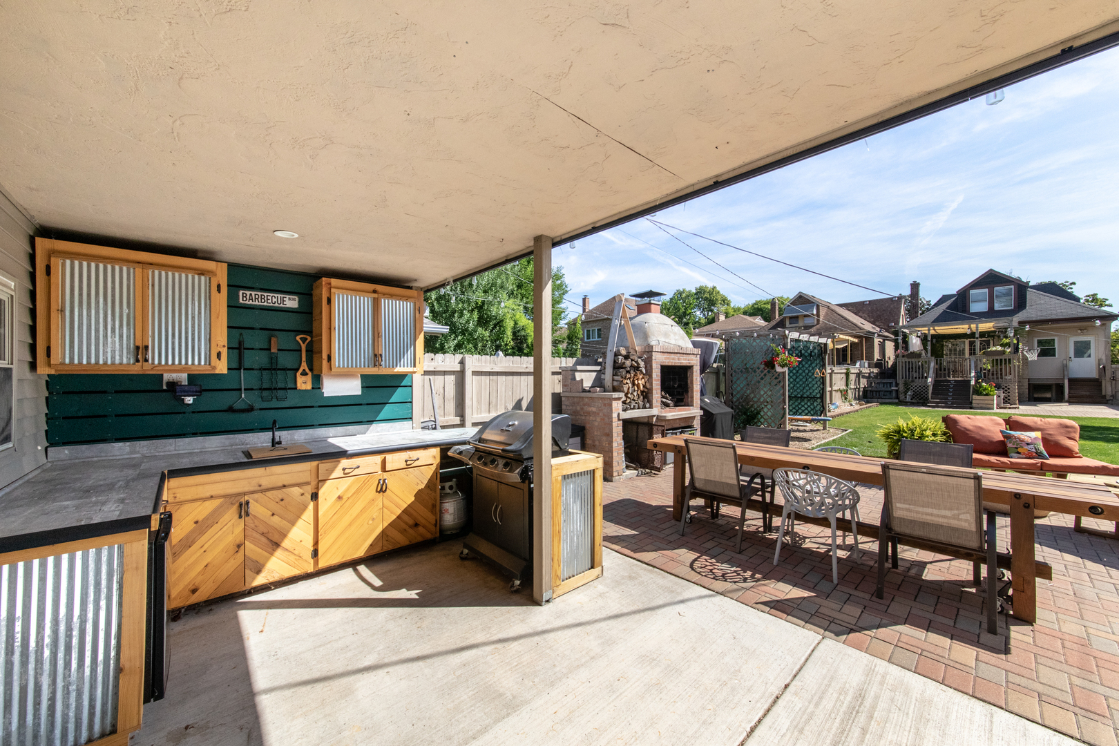 Chicago, Illinois, 60707, United States, 4 Bedrooms Bedrooms, ,2 BathroomsBathrooms,Residential,For Sale,1939861