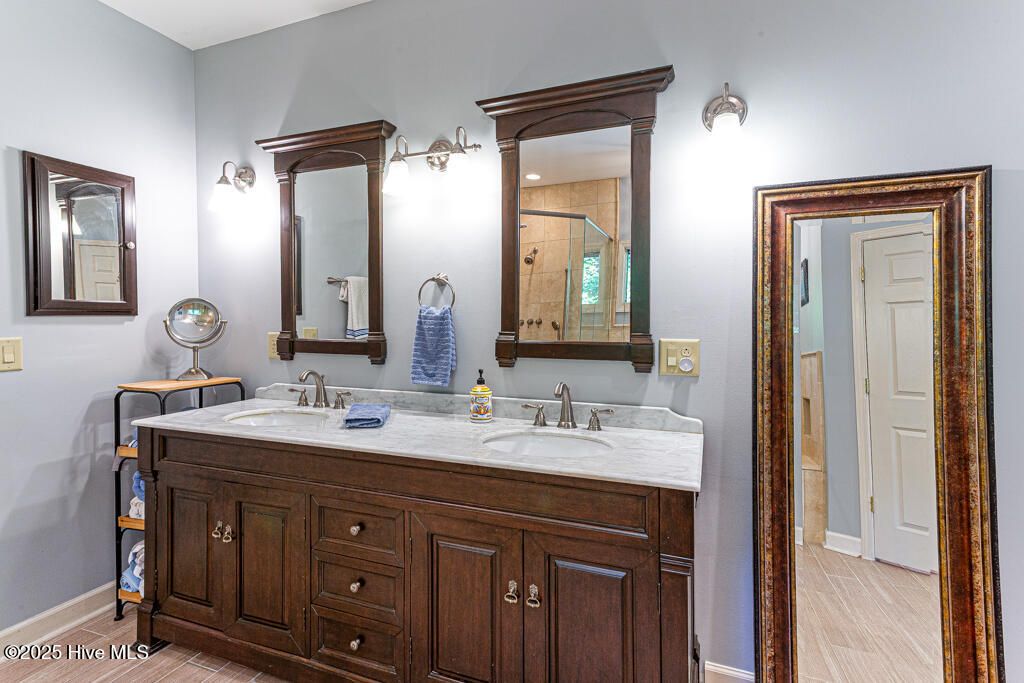 Pinehurst, North Carolina, 28374, United States, 3 Bedrooms Bedrooms, ,4 BathroomsBathrooms,Residential,For Sale,1875660