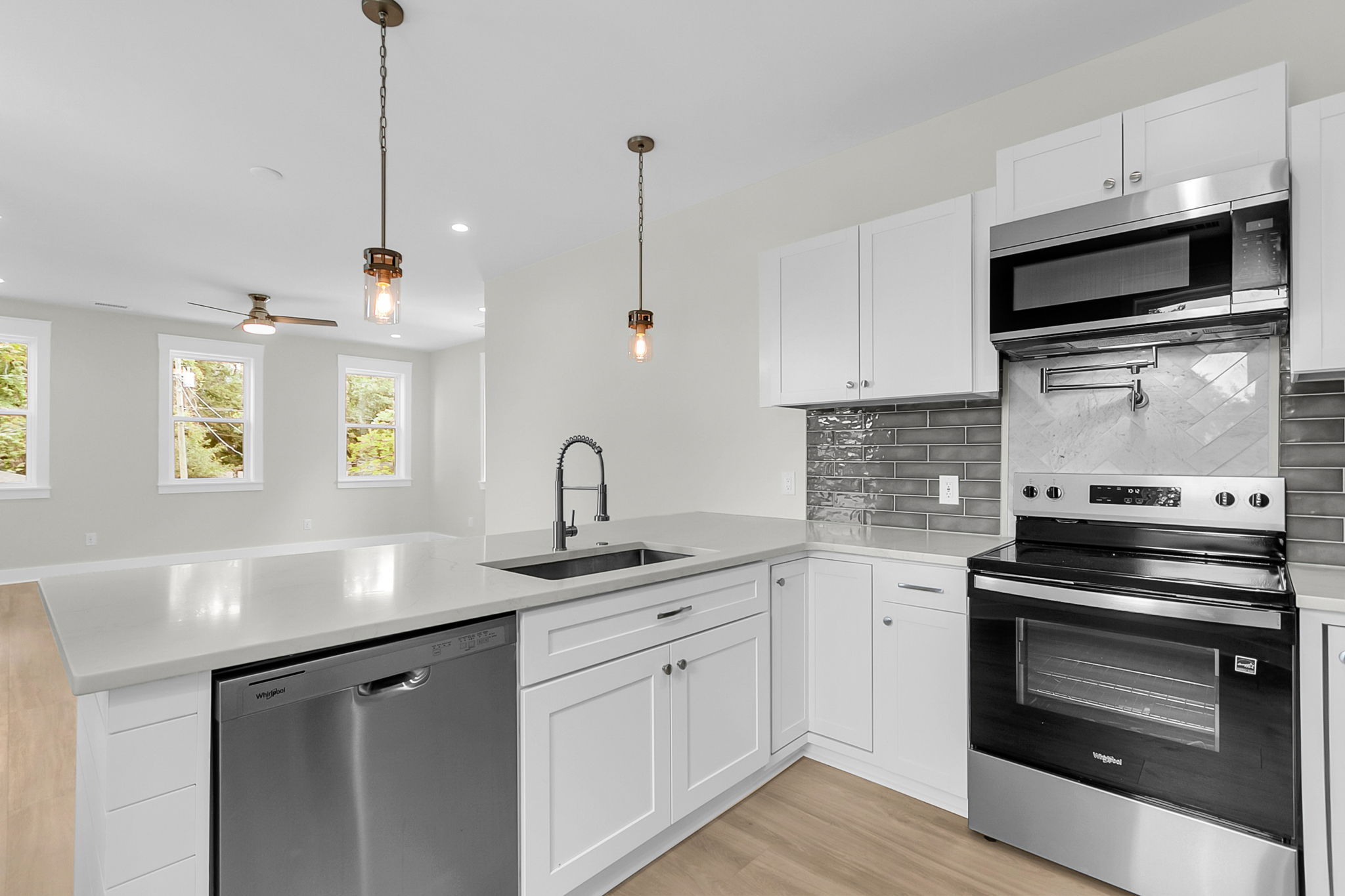  New Construction Duplex Minutes from Park Circle - 物件實景