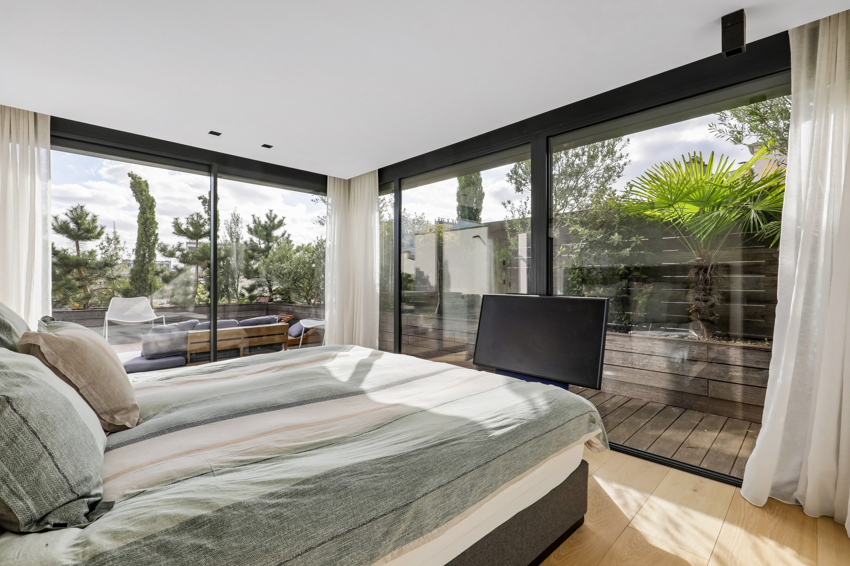  Perronet  Top-Floor Duplex with Terraces - 物件實景