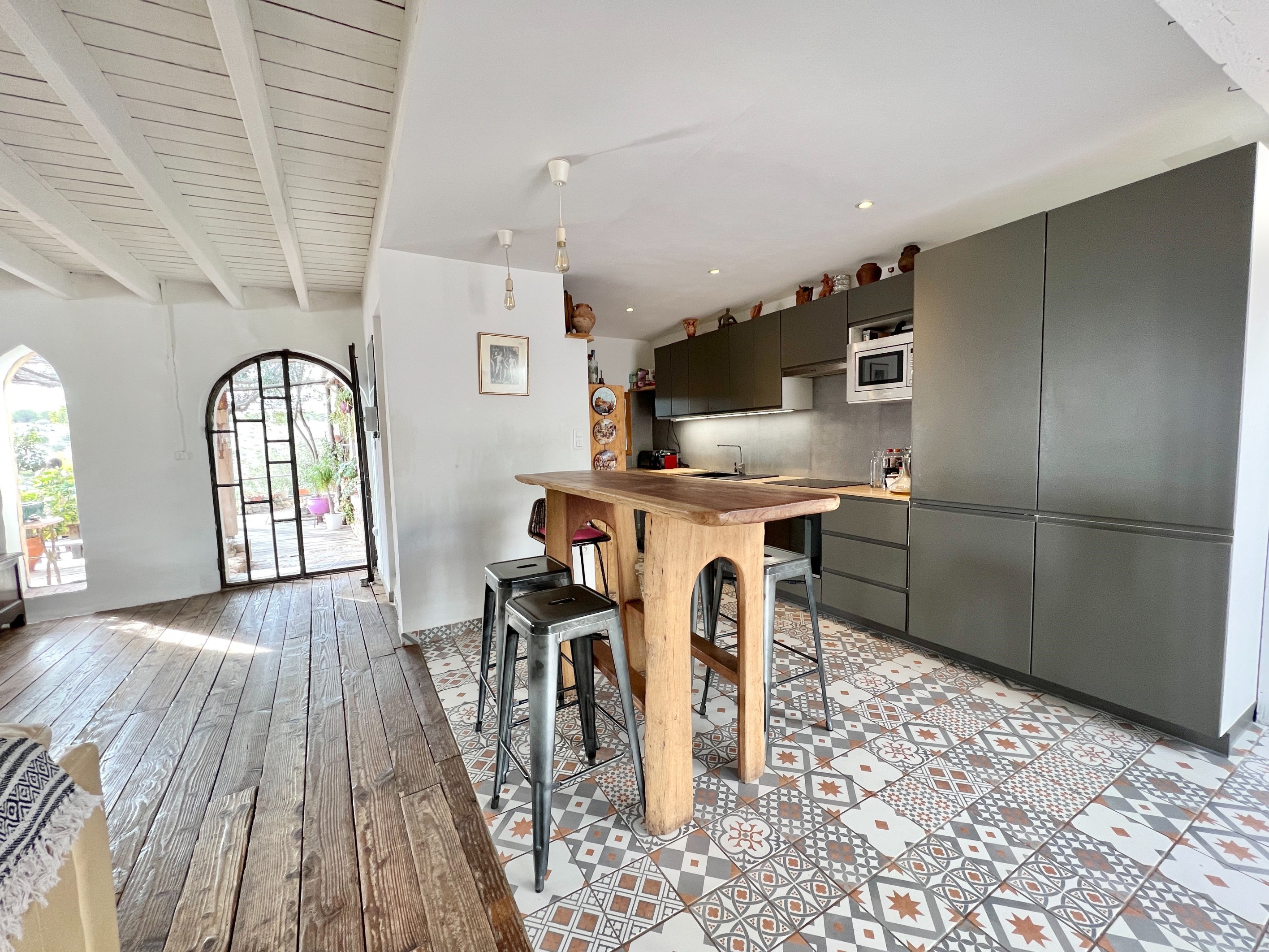  EXCEPTIONAL ?BOHO-CHIC? HOUSE WITH SEA VIEW - 物件實景