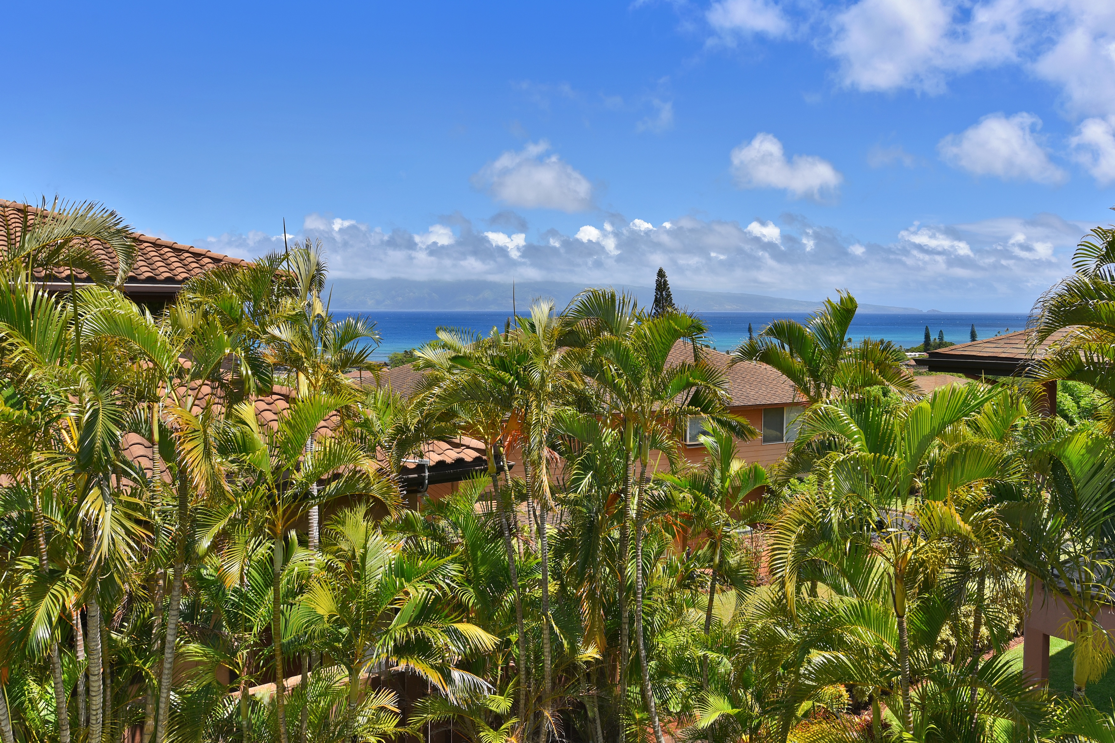  Updated two-story home featuring ocean and island views - 物件實景
