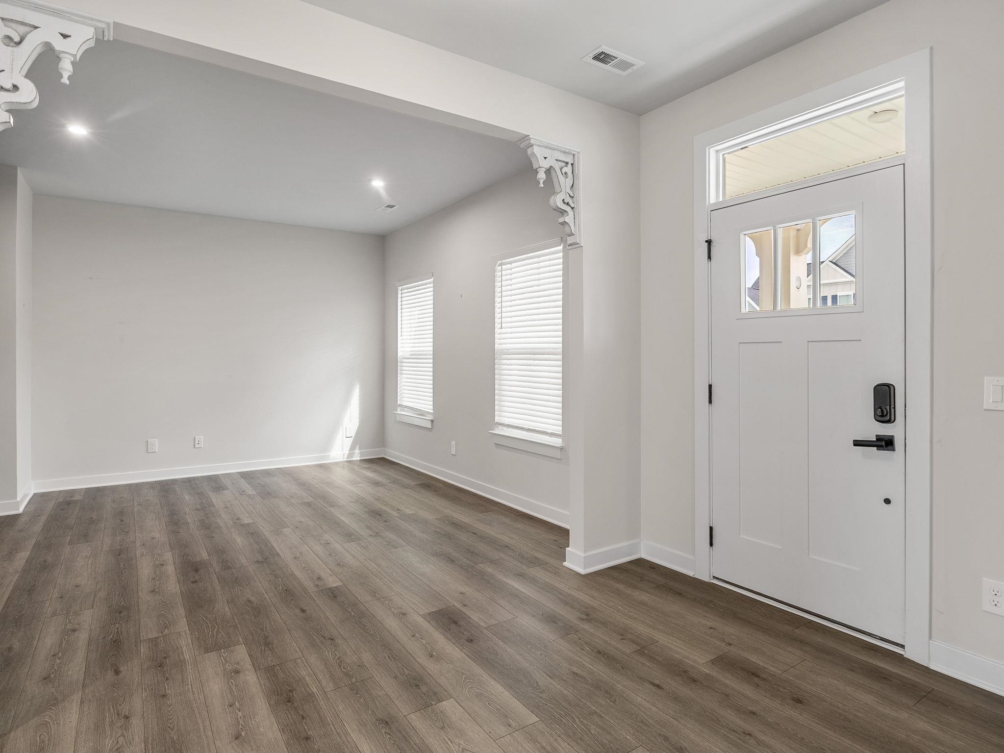 Woodruff, South Carolina, 29388, United States, 5 Bedrooms Bedrooms, ,4 BathroomsBathrooms,Residential,For Sale,1890985