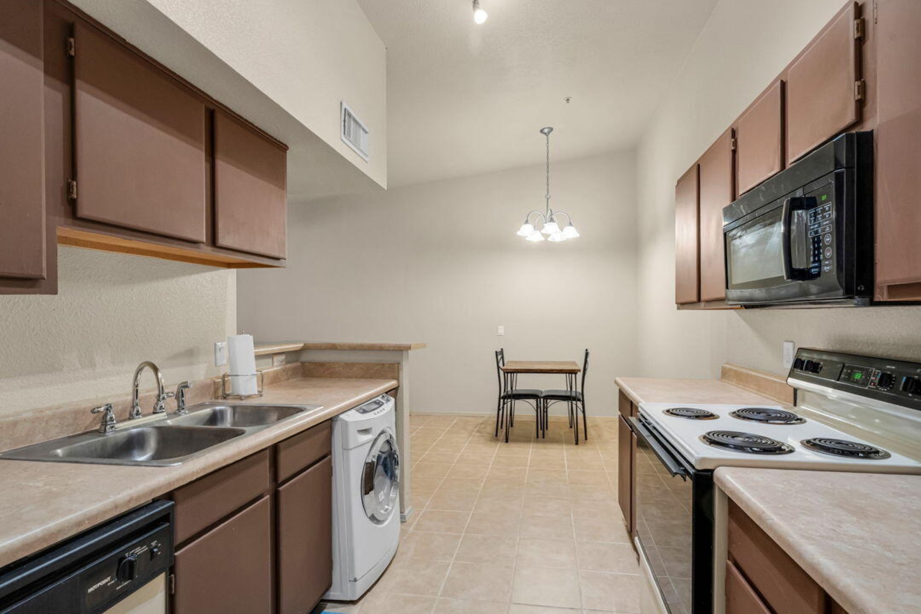  1385 W University Avenue ¦Flagstaff, AZ - 物件實景