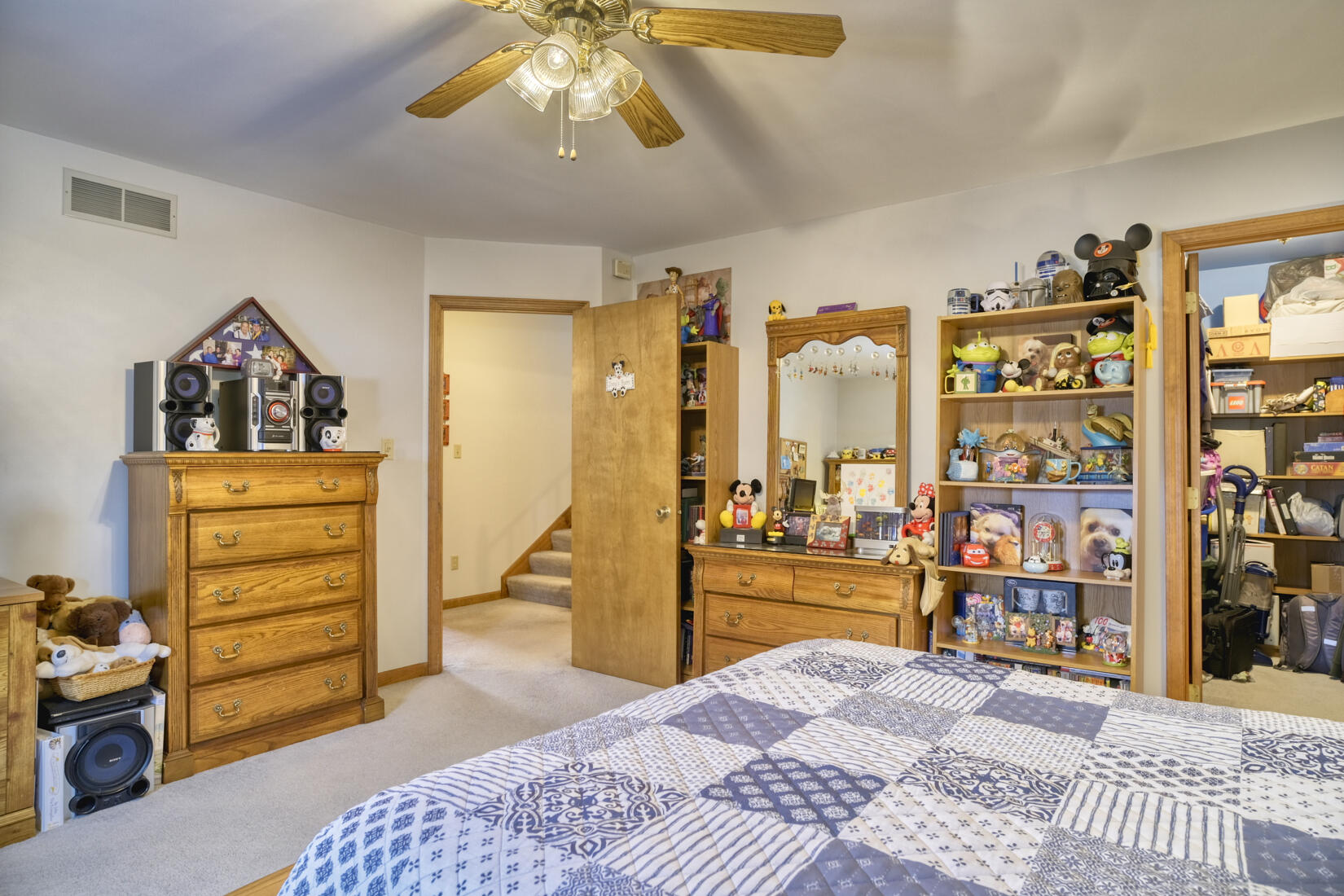 St. John, Indiana, 46373, United States, 4 Bedrooms Bedrooms, ,3 BathroomsBathrooms,Residential,For Sale,2037863