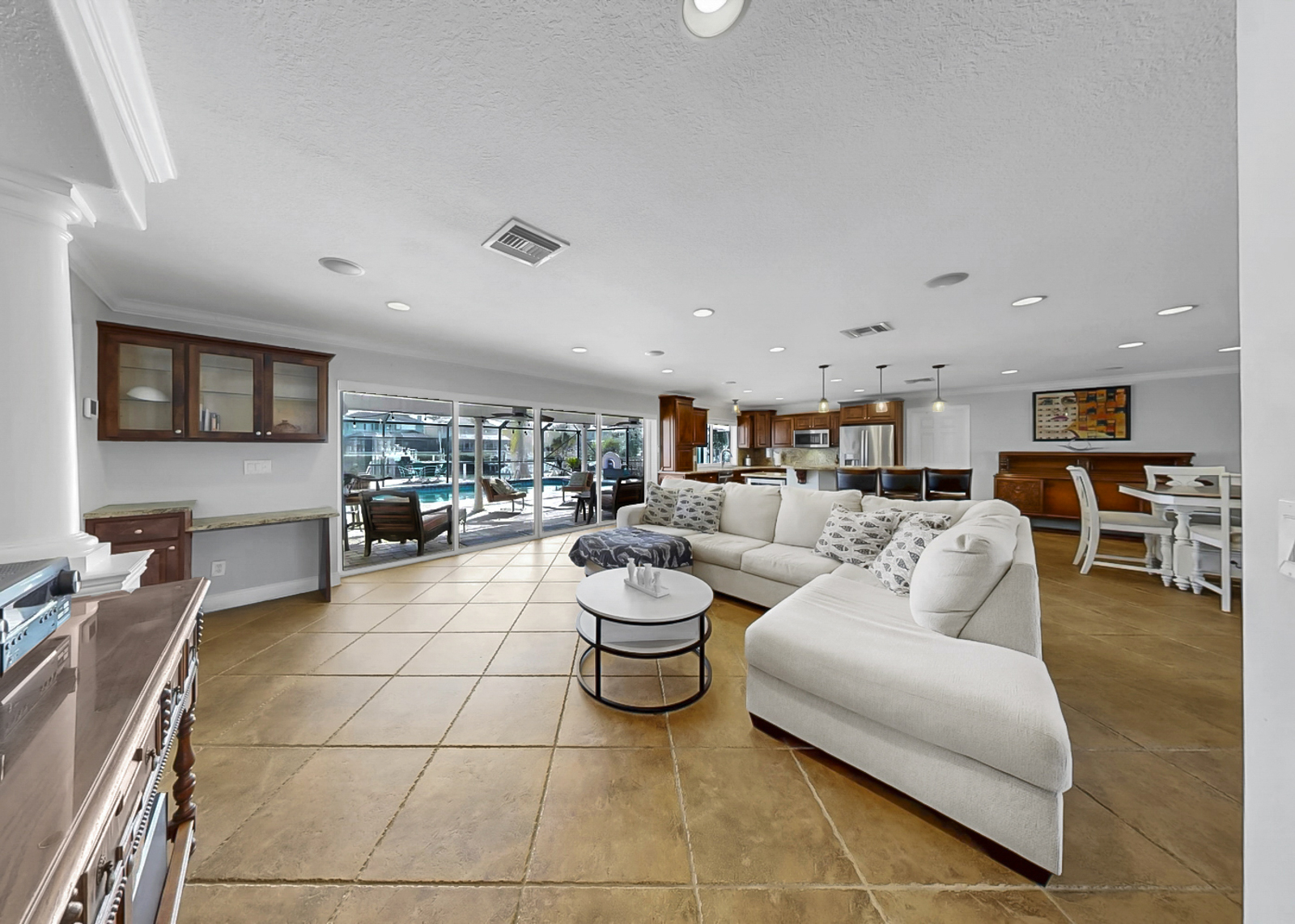 Apollo Beach, Florida, 33572, United States, 3 Bedrooms Bedrooms, ,2 BathroomsBathrooms,Residential,For Sale,2014818