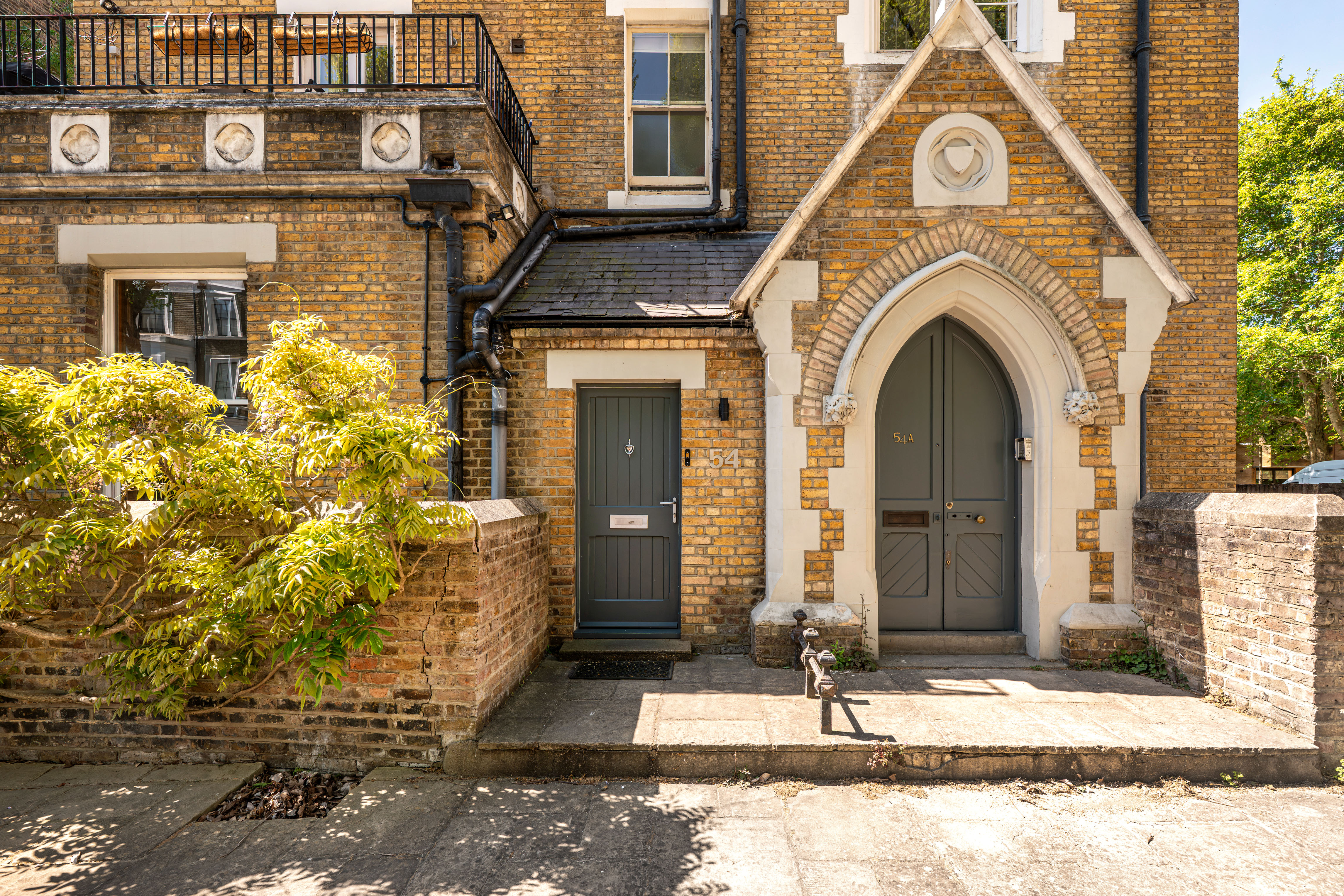  A Former 19th-Century Vicarage with Period Character on Leamington Road Villas - 物件實景