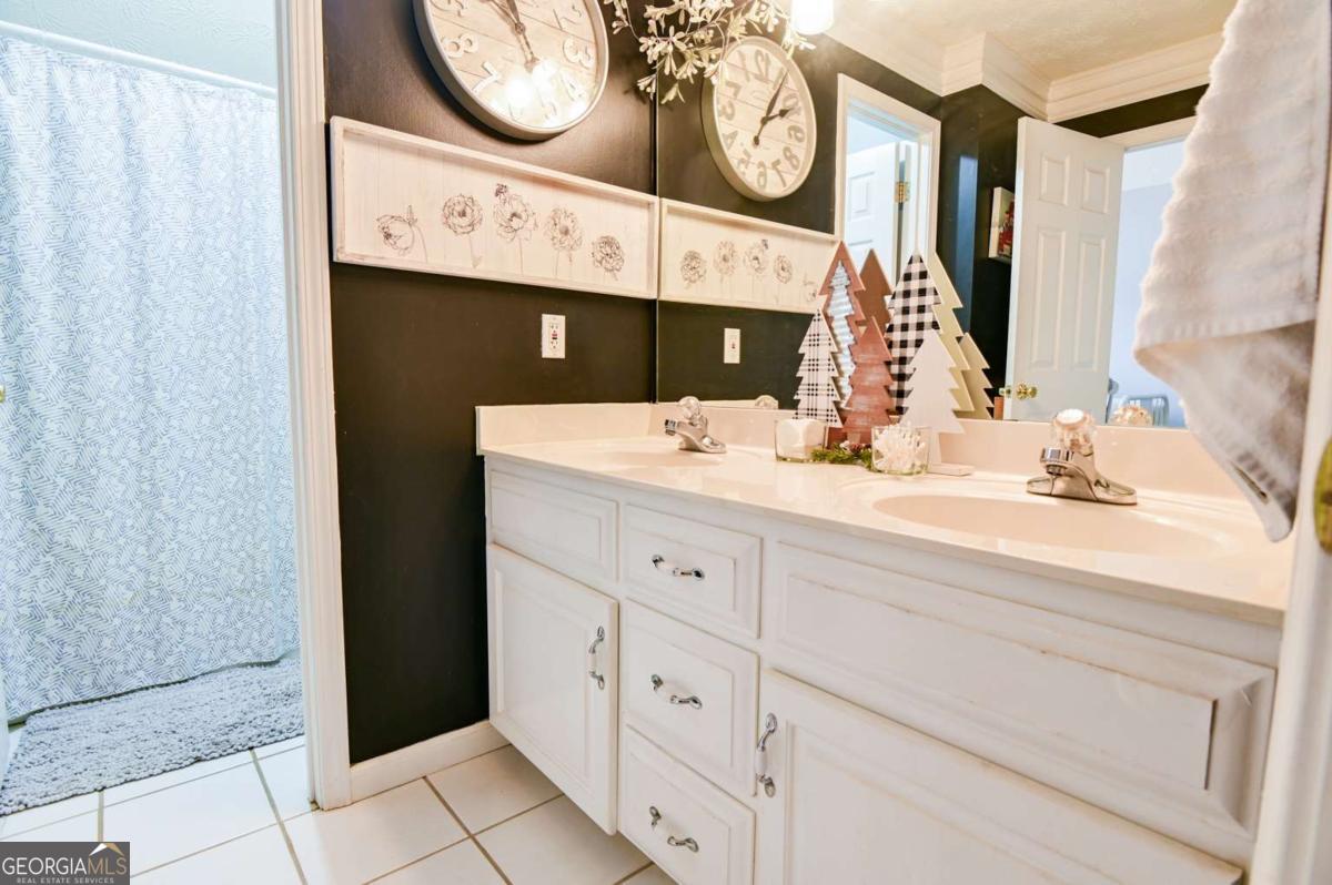 Athens, Georgia, 30606, United States, 6 Bedrooms Bedrooms, ,4 BathroomsBathrooms,Residential,For Sale,2003129