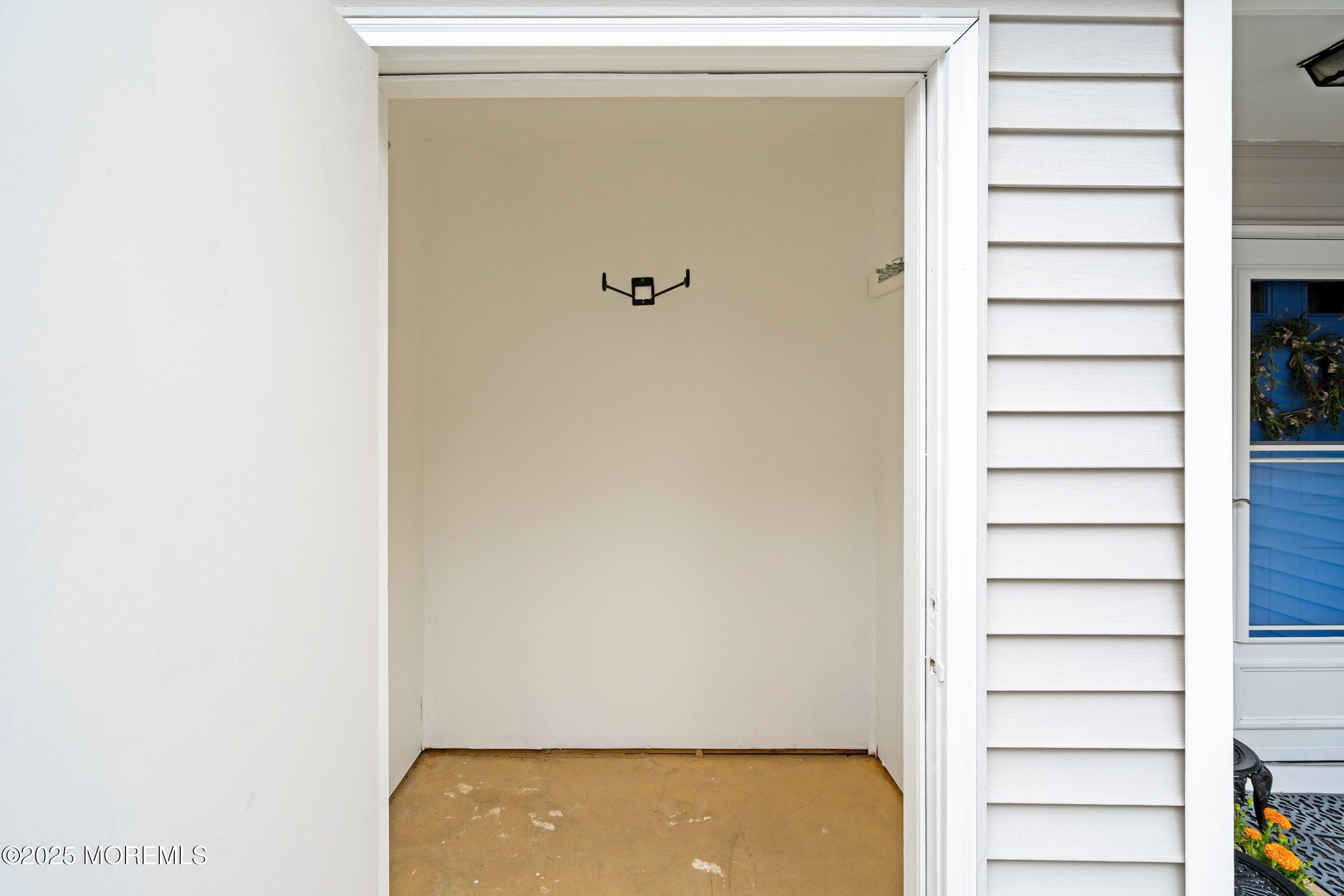 Freehold, New Jersey, 07728, United States, 3 Bedrooms Bedrooms, ,3 BathroomsBathrooms,Residential,For Sale,1921807