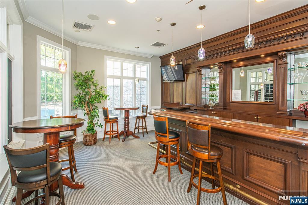 Clifton, New Jersey, 07013, United States, 2 Bedrooms Bedrooms, ,2 BathroomsBathrooms,Residential,For Sale,1971617