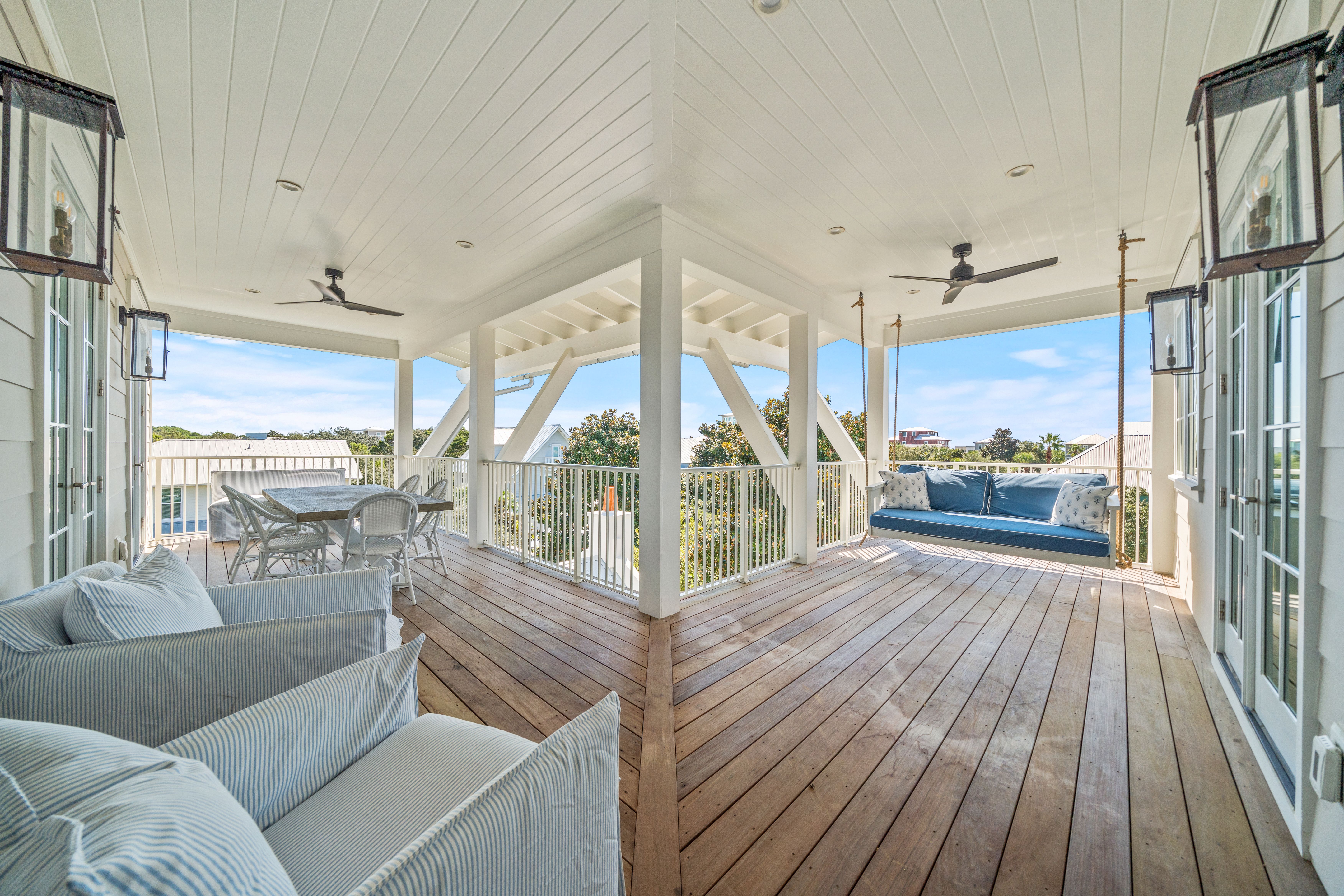  Gulf Serenity  Newer-Construction 8-Bedroom Luxury Home with Rooftop Terrace - 物件實景