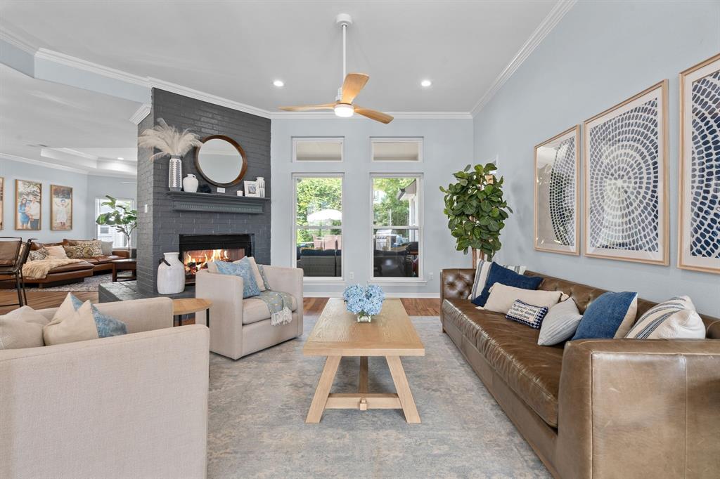 Waxahachie, Texas, 75165, United States, 3 Bedrooms Bedrooms, ,3 BathroomsBathrooms,Residential,For Sale,1987029