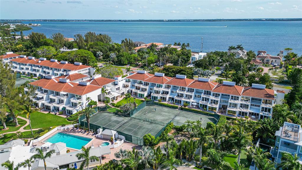 Longboat Key, Florida, 34228, United States, 2 Bedrooms Bedrooms, ,2 BathroomsBathrooms,Residential,For Sale,1989062