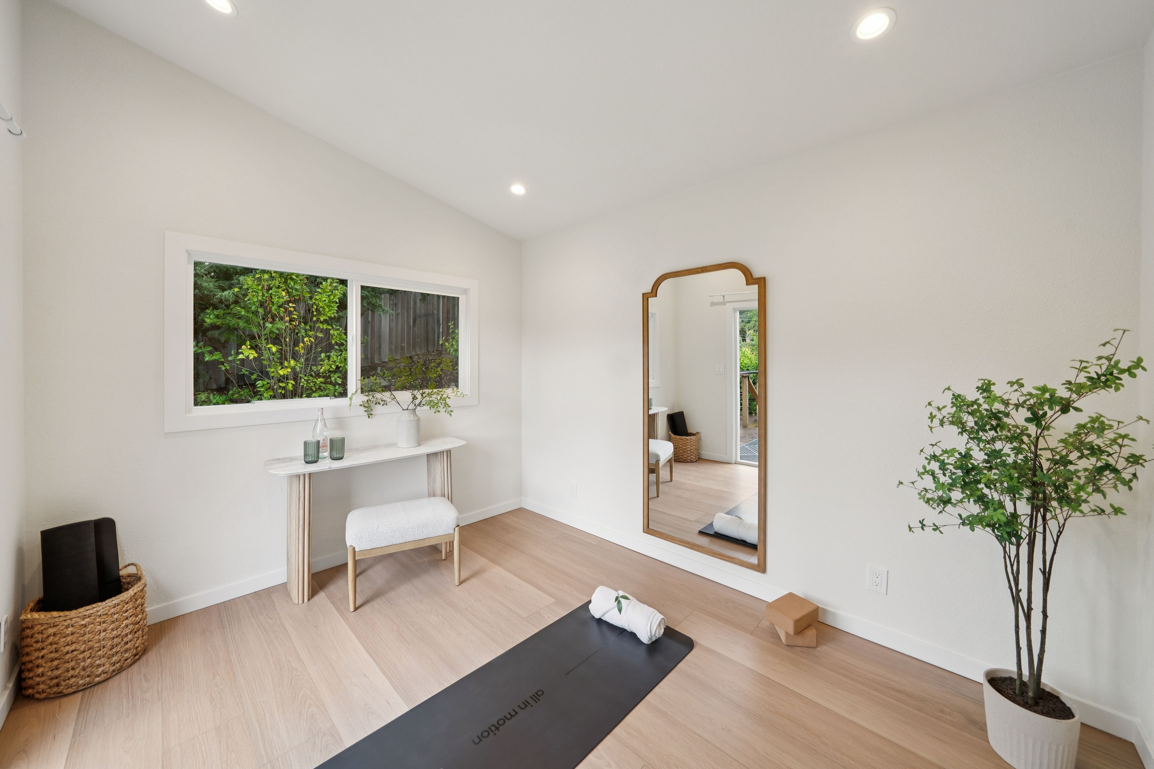  Contemporary San Mateo Single Story Remodeled in 2023 - 物件實景