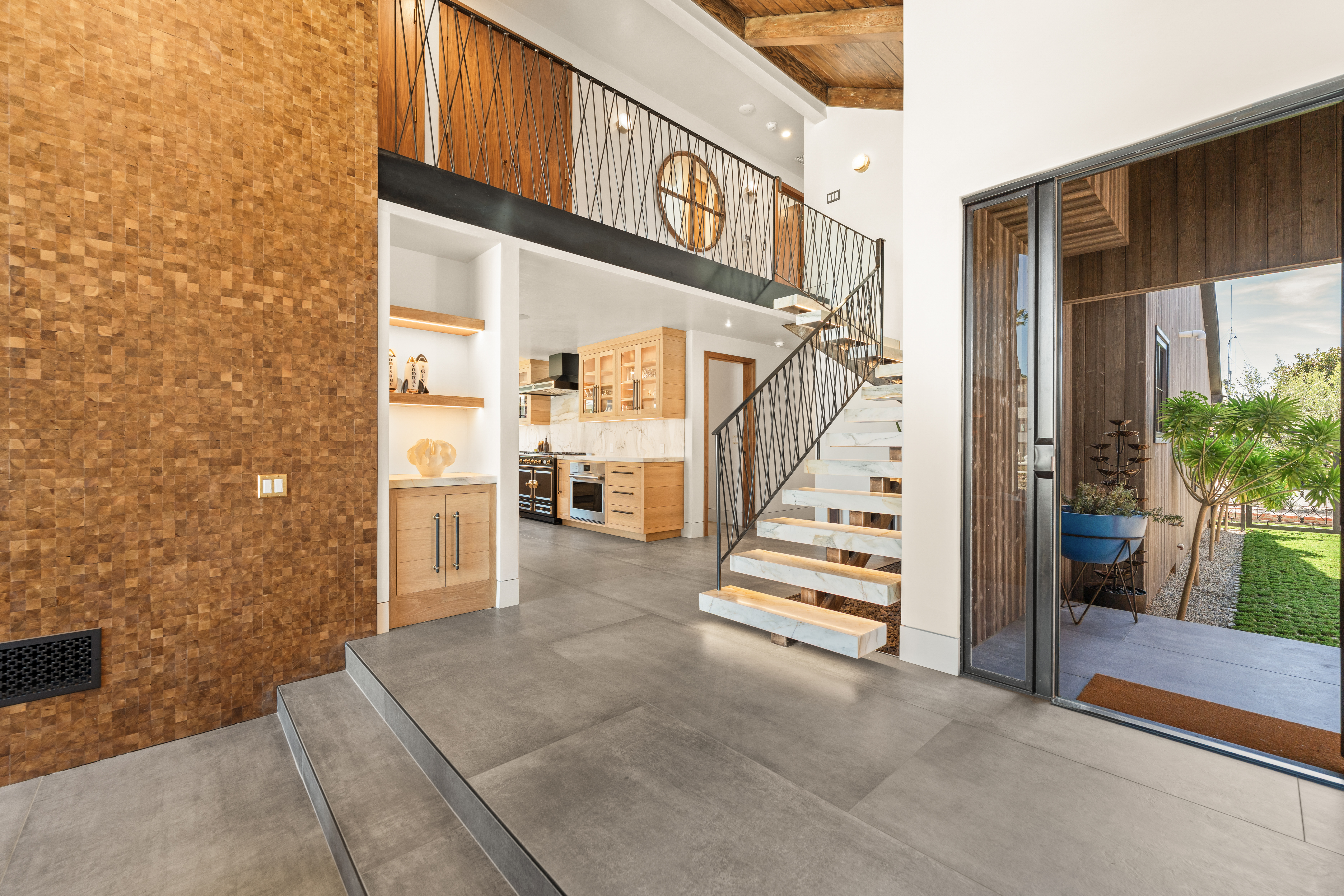  2832 Sailor Avenue, Ventura, CA 93001 - 物件實景