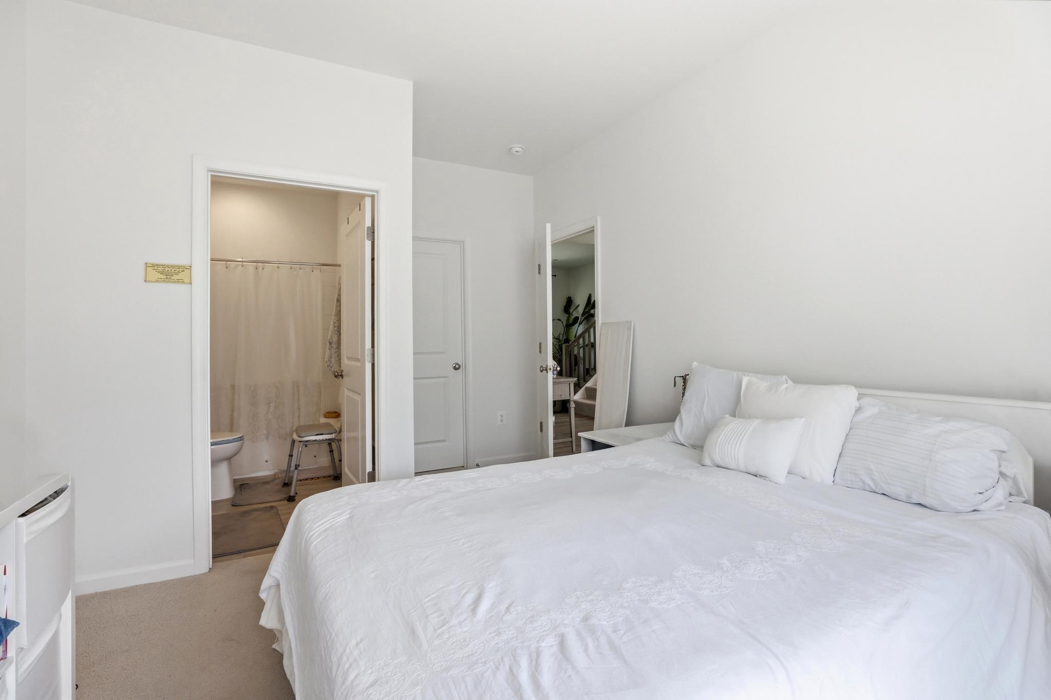  9428 Deschamp Court, Manassas, VA, 20112 - 物件實景