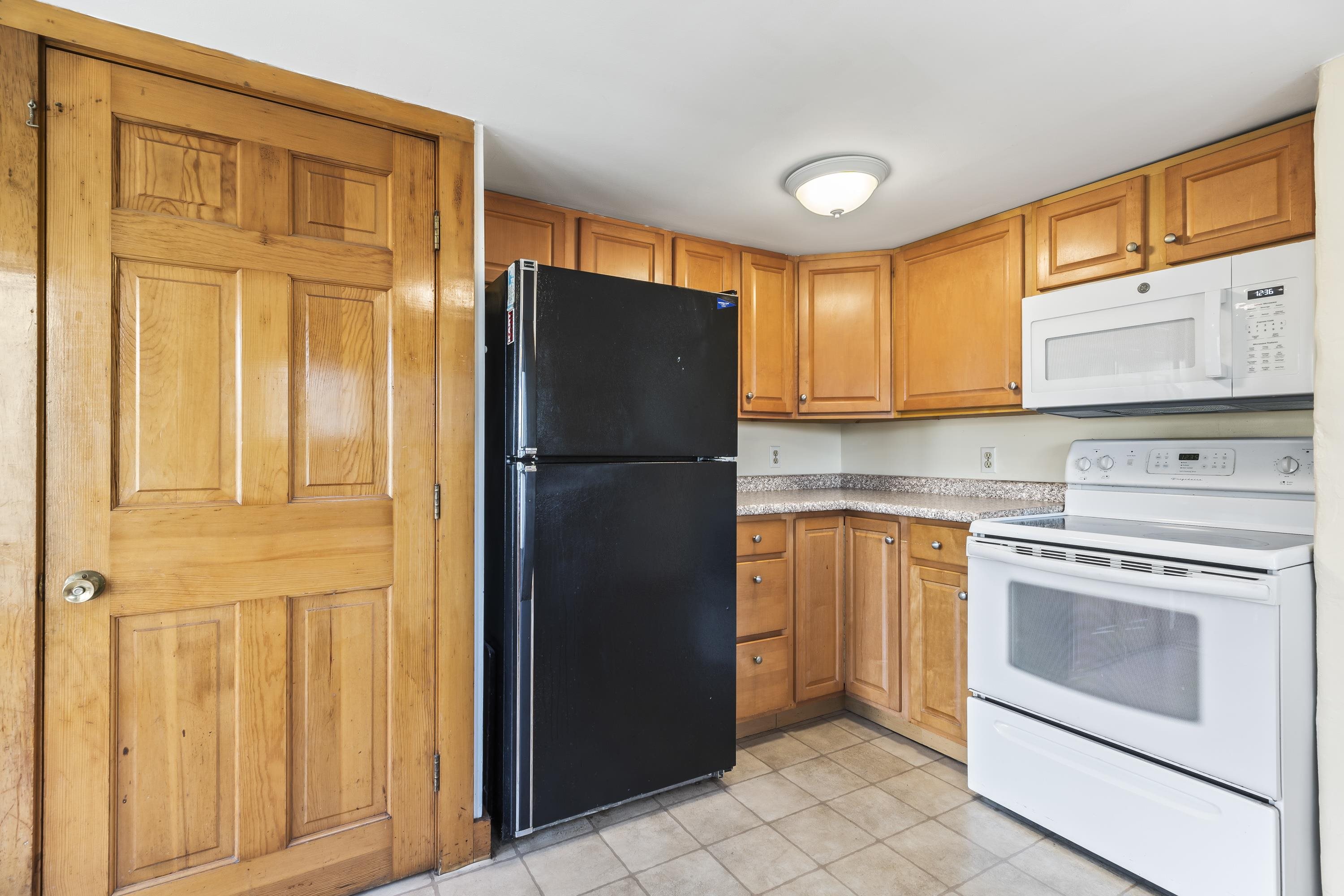 20 Badgers Island West, Kittery, Maine, 03904, United States, 2 Bedrooms Bedrooms, ,2 BathroomsBathrooms,Residential,For Sale,20 Badgers Island West,1389302
