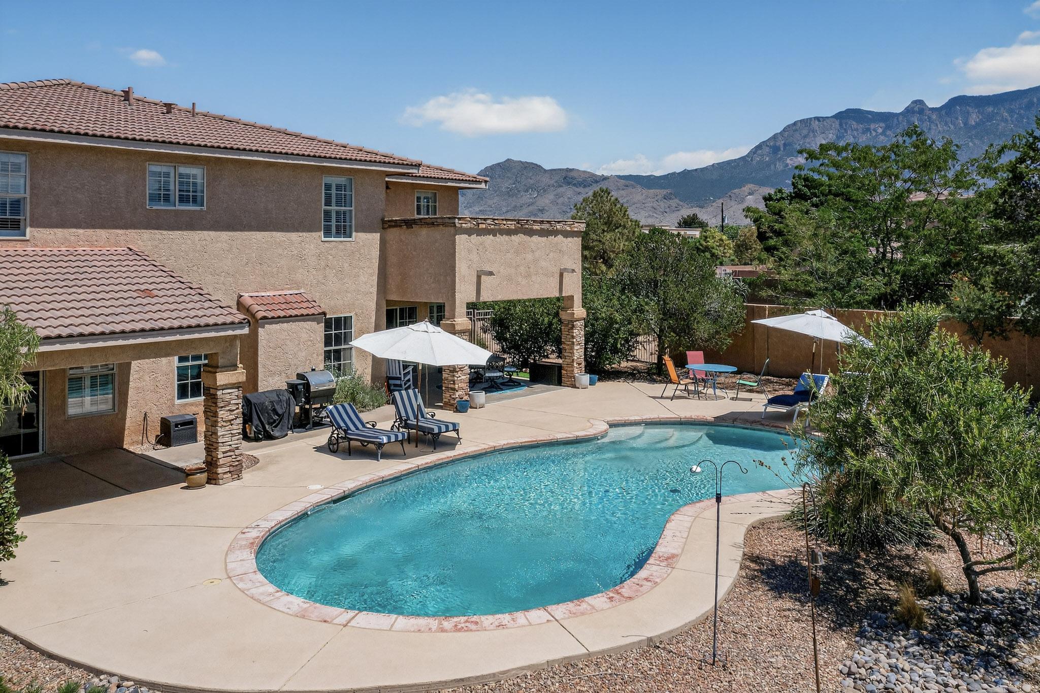 Albuquerque, New Mexico, 87122, United States, 4 Bedrooms Bedrooms, ,3 BathroomsBathrooms,Residential,For Sale,1914202