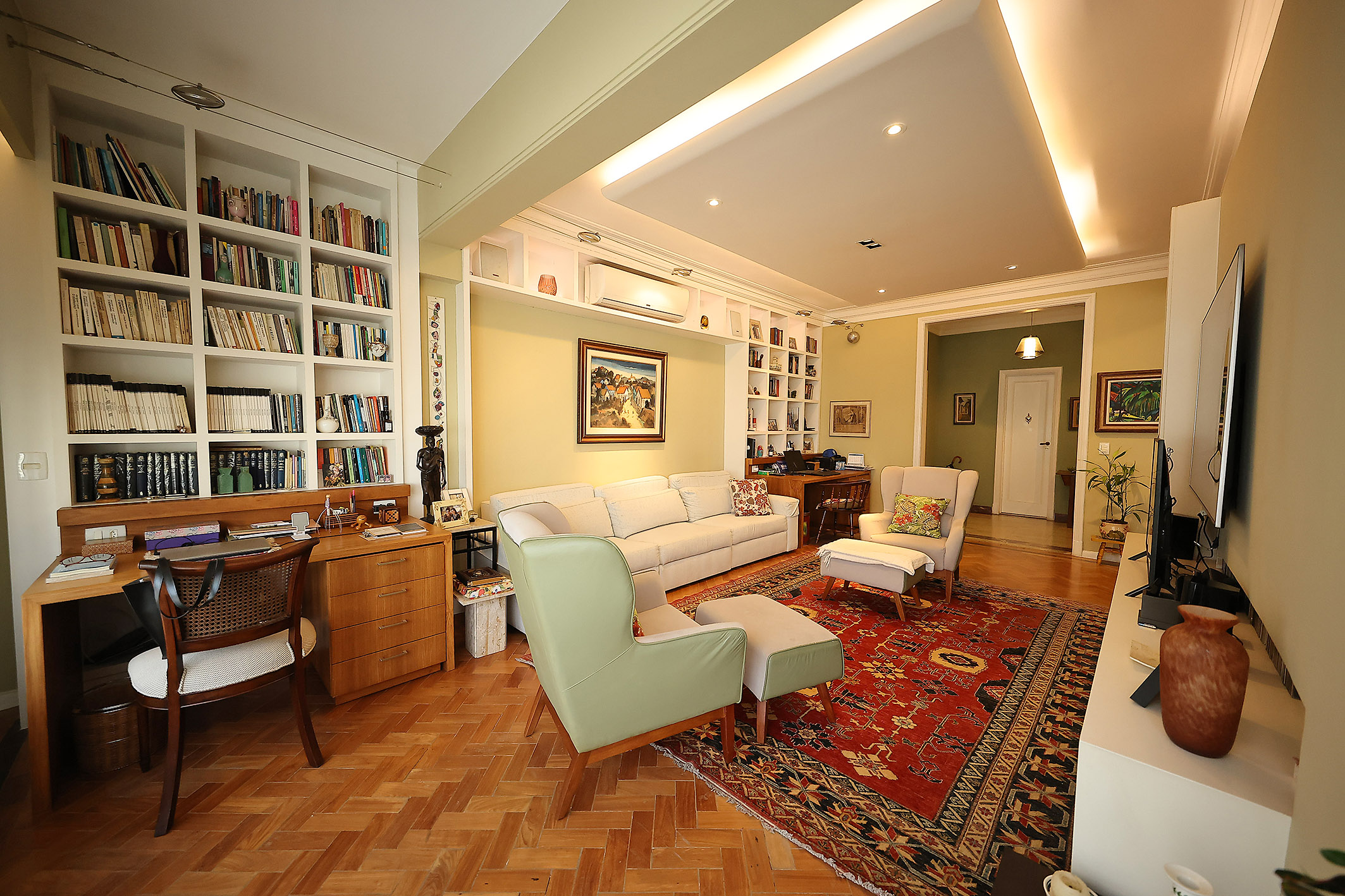  Apartment with Treetop Views on Praça Eugênio Jardim - 物件實景