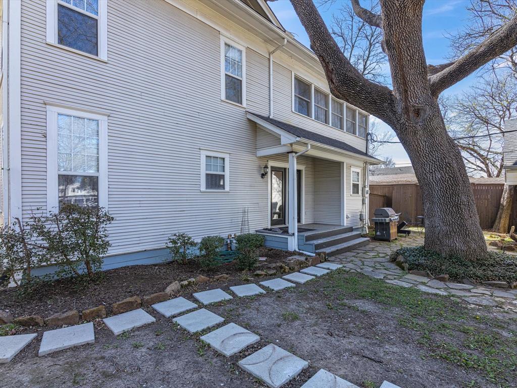 Waxahachie, Texas, 75165, United States, 5 Bedrooms Bedrooms, ,3 BathroomsBathrooms,Residential,For Sale,1983895