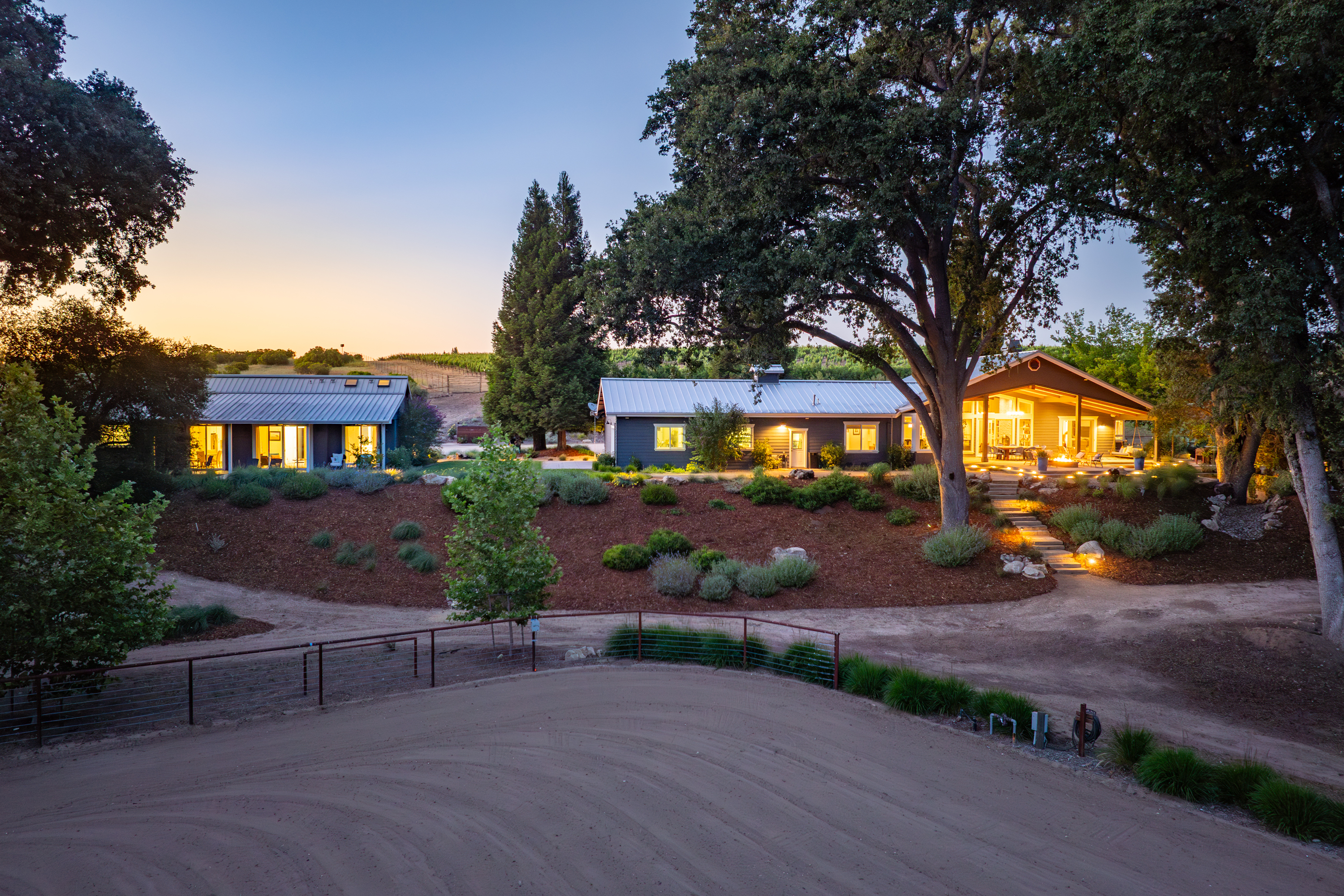  1989 Paradise Meadow Lane - 物件實景