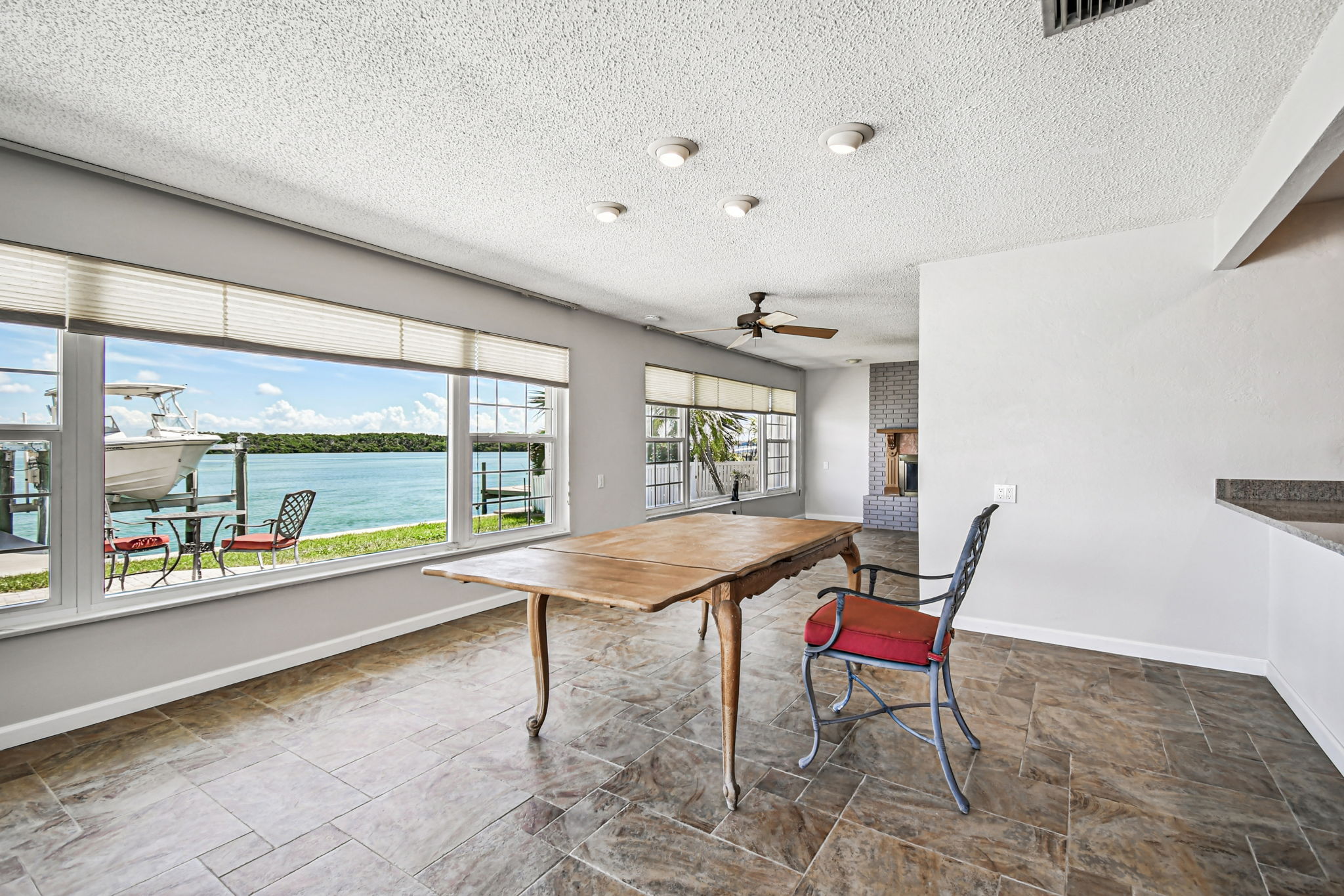 Madeira Beach, Florida, 33708, United States, 4 Bedrooms Bedrooms, ,2 BathroomsBathrooms,Residential,For Sale,2005483