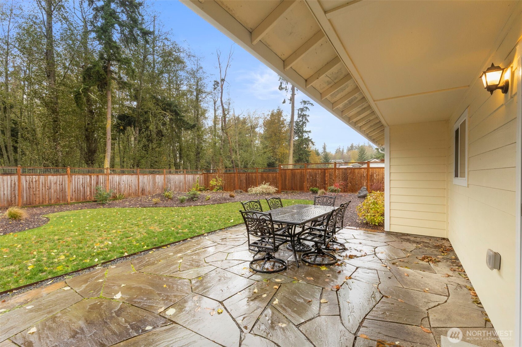 Port Townsend, Washington, 98368, United States, 3 Bedrooms Bedrooms, ,1 BathroomBathrooms,Residential,For Sale,1989519