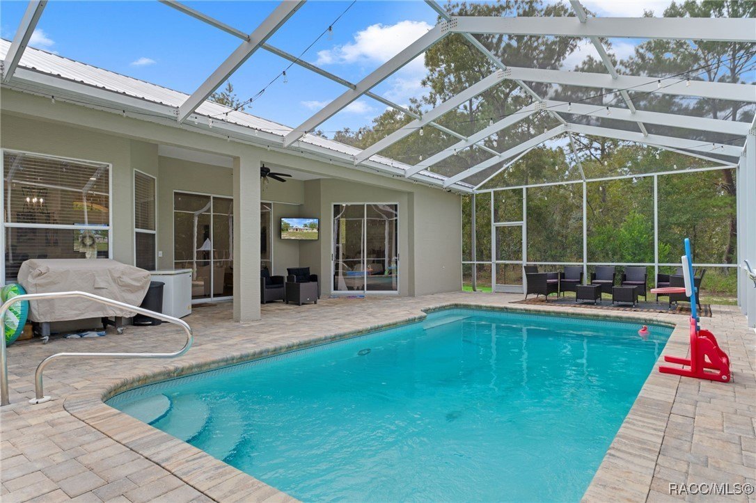 Beverly Hills, Florida, 34465, United States, 3 Bedrooms Bedrooms, ,2 BathroomsBathrooms,Residential,For Sale,1976634