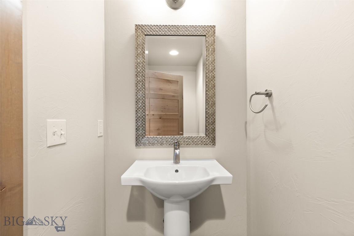 Bozeman, Montana, 59715, United States, 3 Bedrooms Bedrooms, ,3 BathroomsBathrooms,Residential,For Sale,1821481