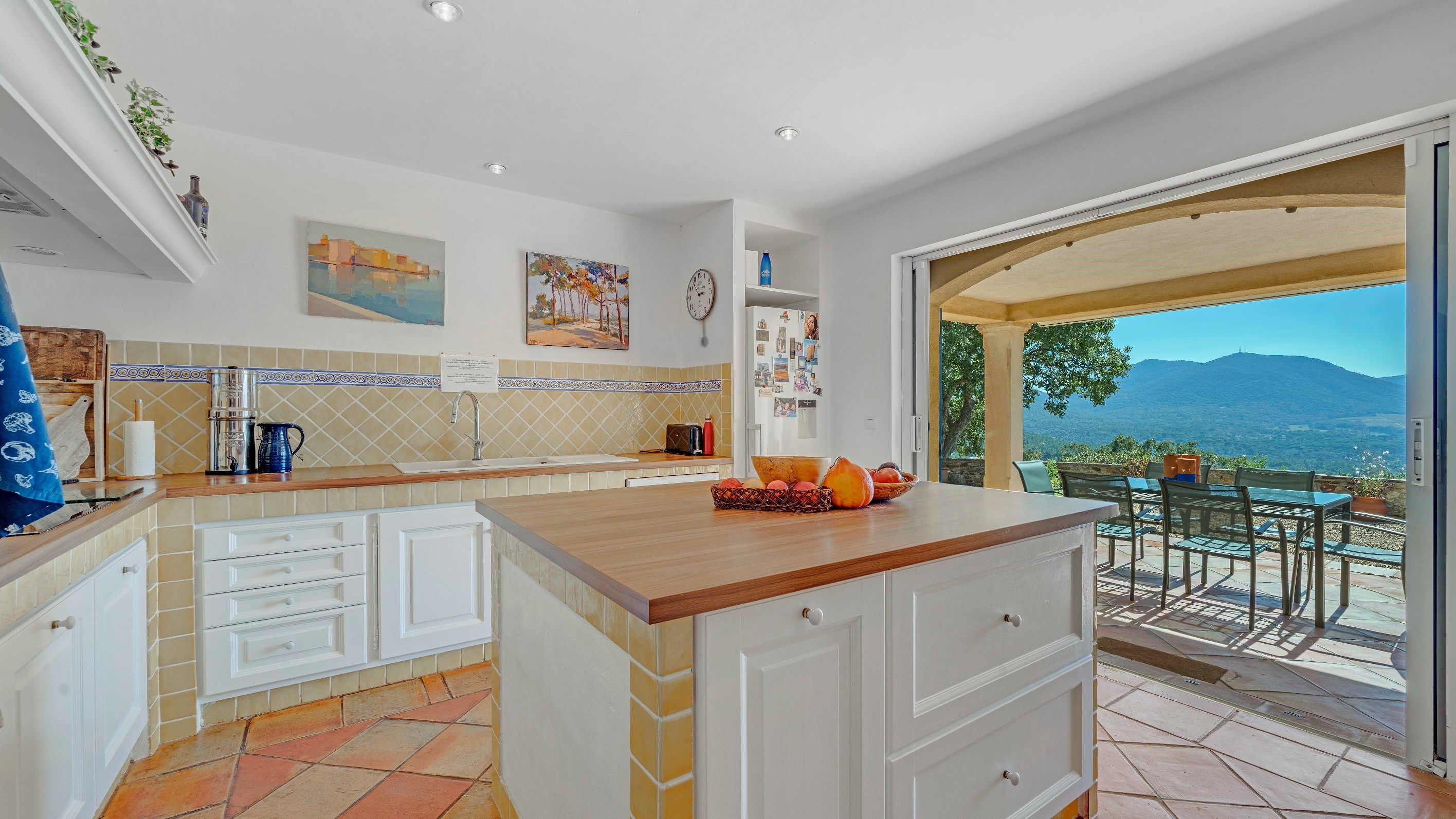  Luxury provençal property for sale near Sainte-Maxime and Saint-Tropez - 物件實景