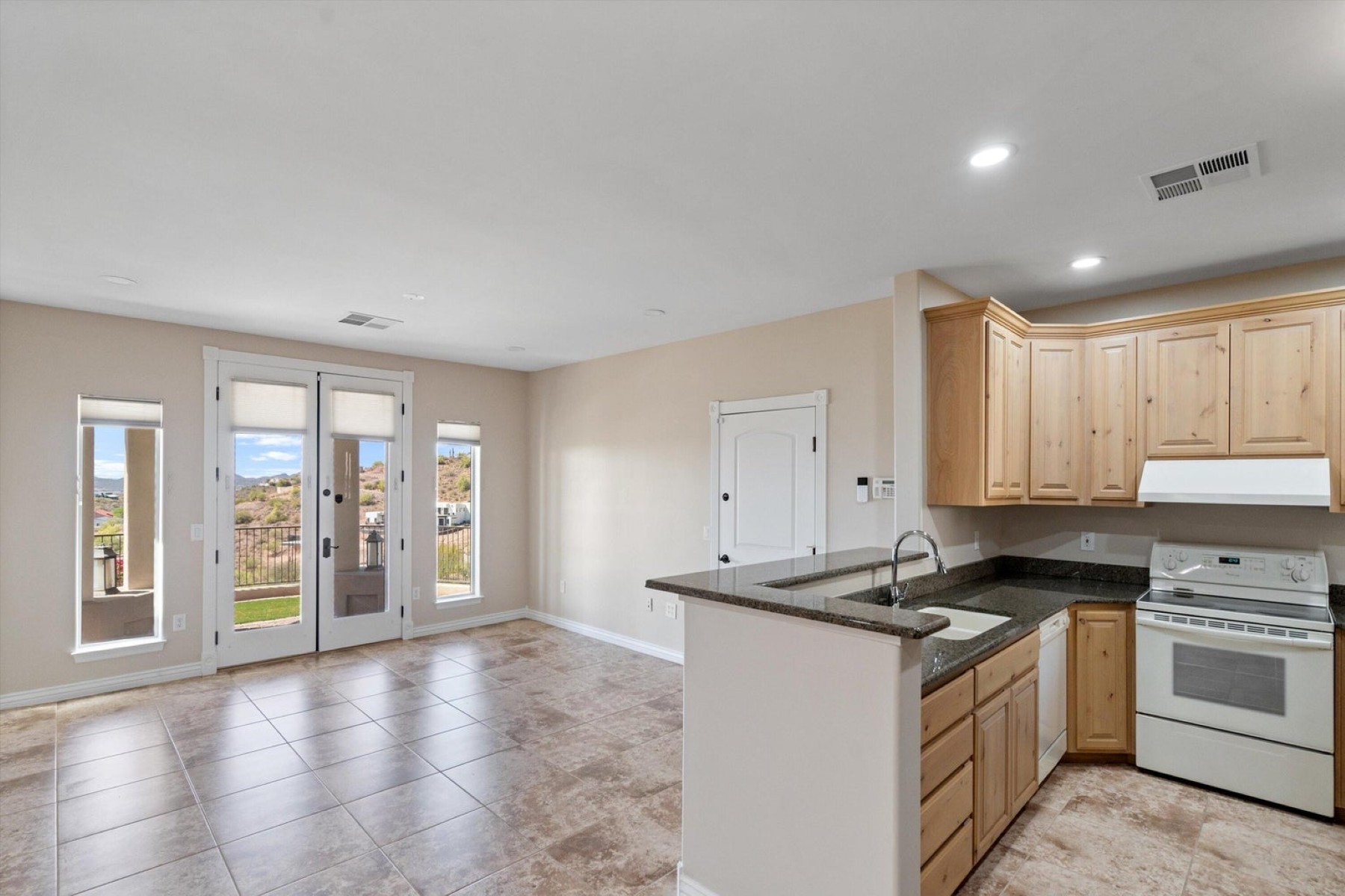  619 E Briles Road ¦Phoenix, AZ - 物件實景