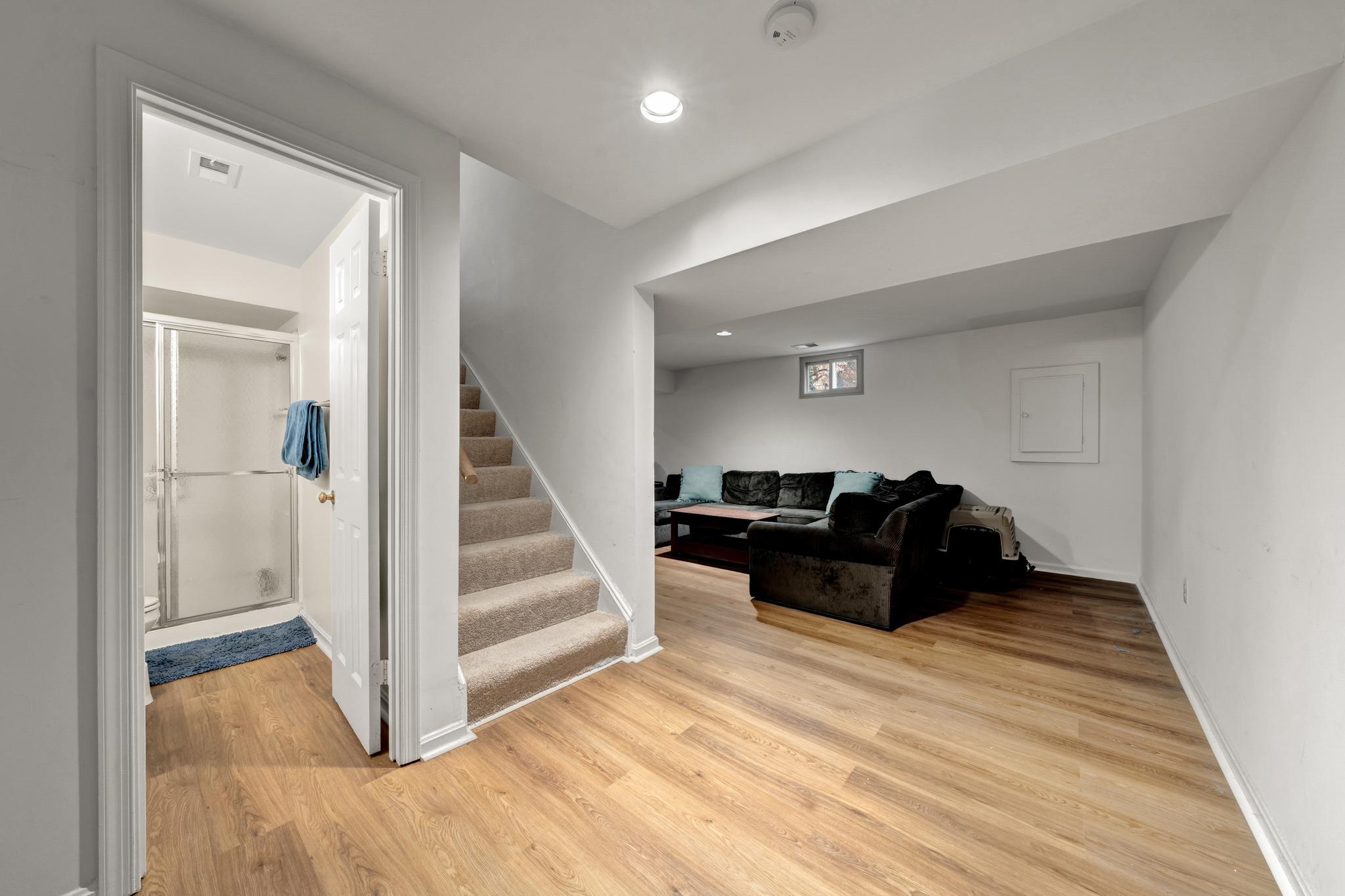  7409 Shady Palm Drive, Springfield, VA, 22153 - 物件實景
