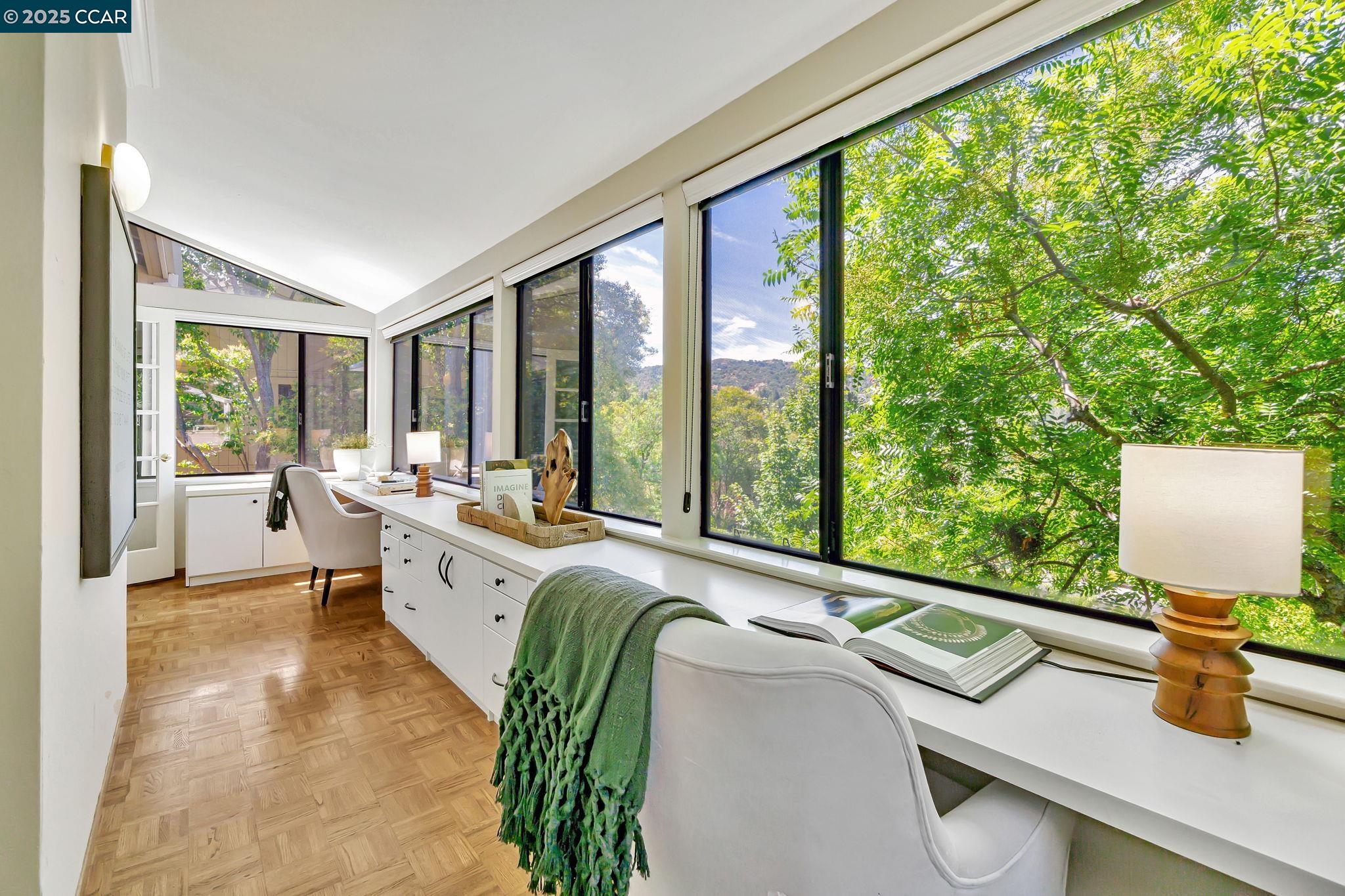 Walnut Creek, California, 94595, United States, 3 Bedrooms Bedrooms, ,2 BathroomsBathrooms,Residential,For Sale,1924398