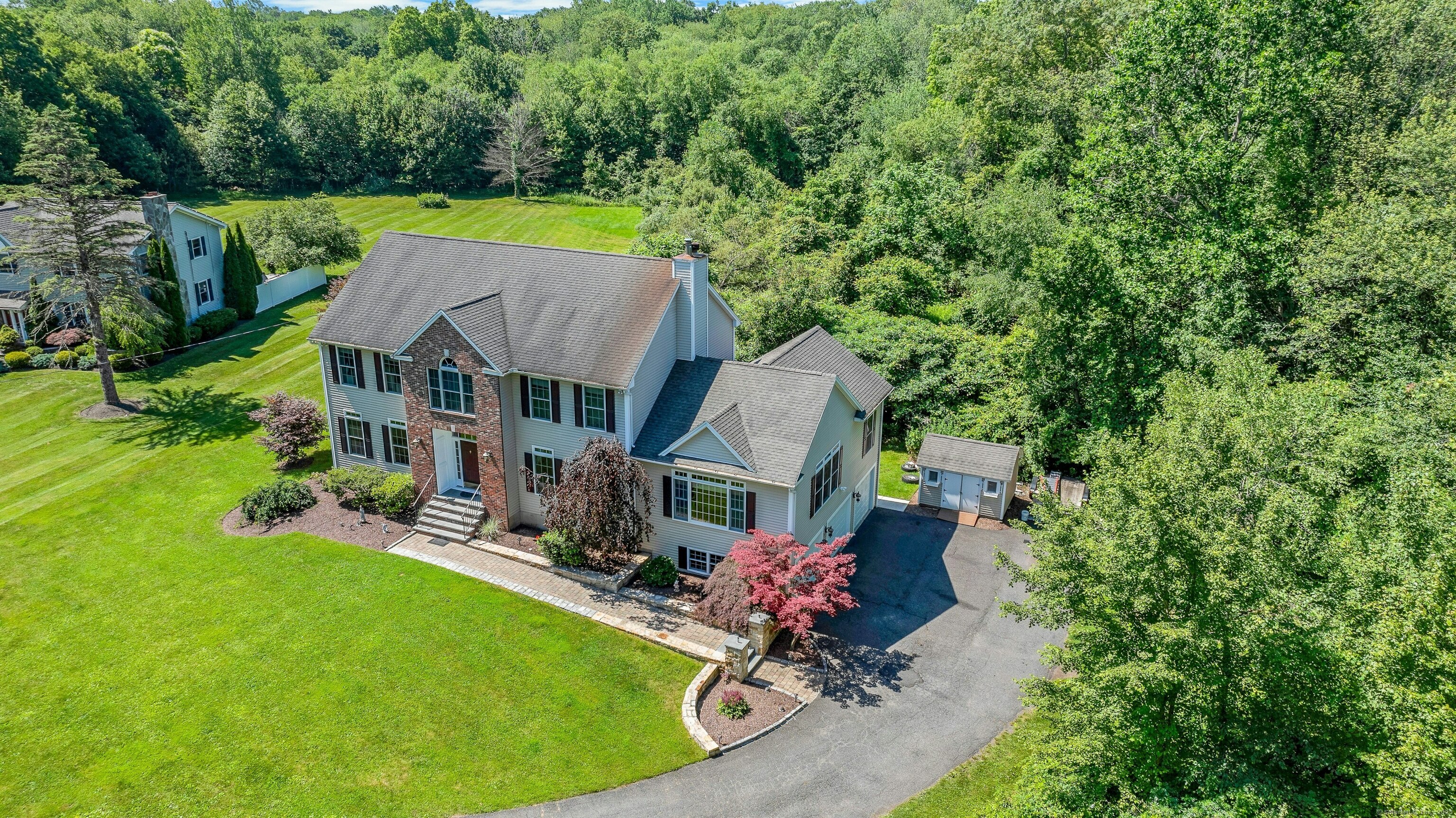 Shelton, Connecticut, 06484, United States, 3 Bedrooms Bedrooms, ,3 BathroomsBathrooms,Residential,For Sale,1875450