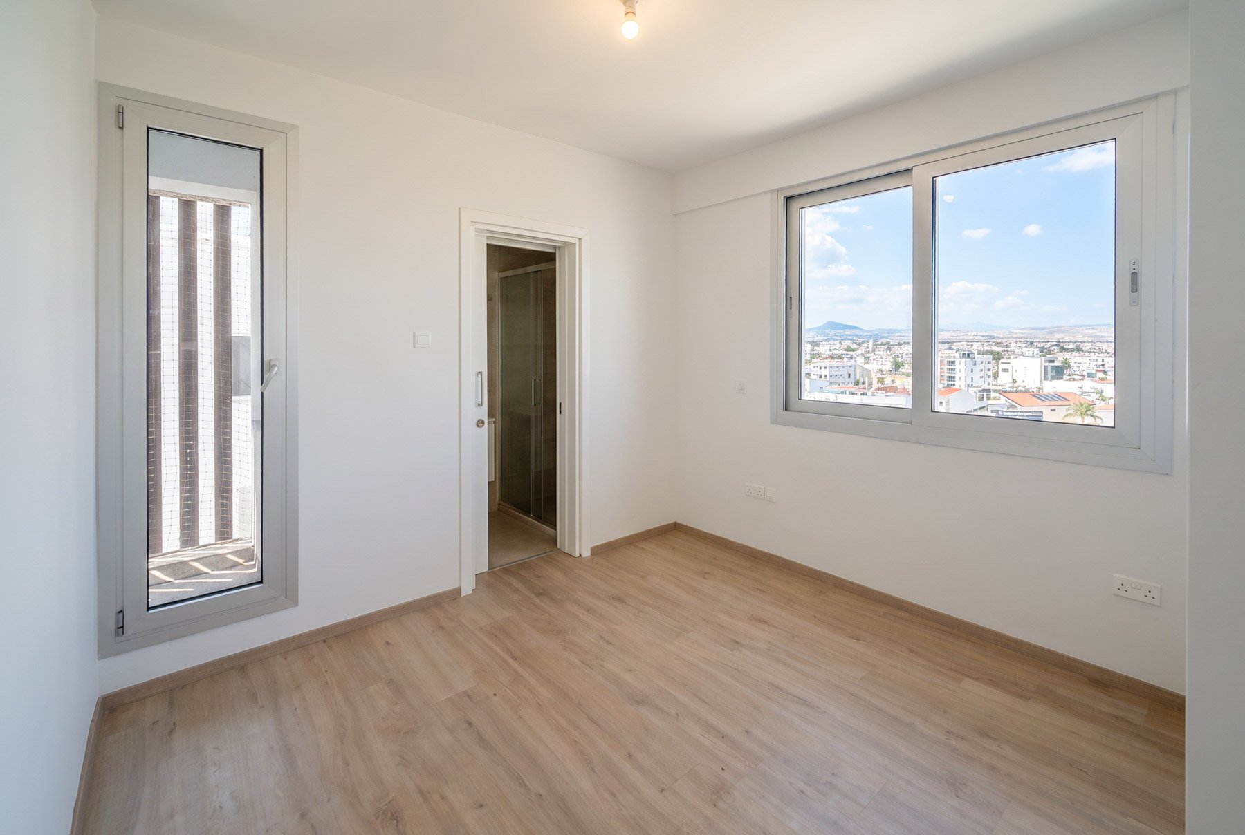  Two-Bedroom Upper-Floor Apartment with Roof Garden in Larnaca - 物件實景