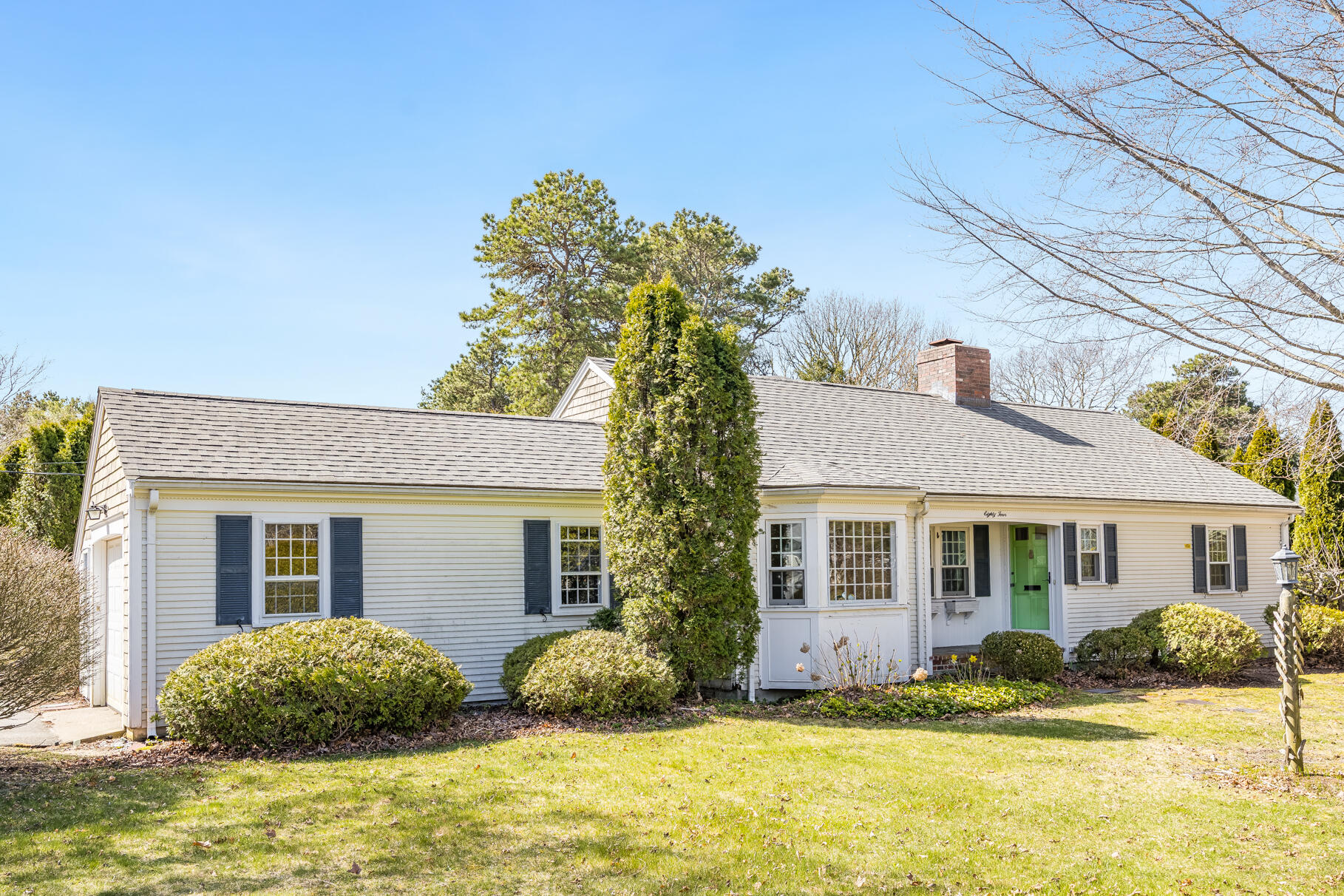 84 Curve Hill Road