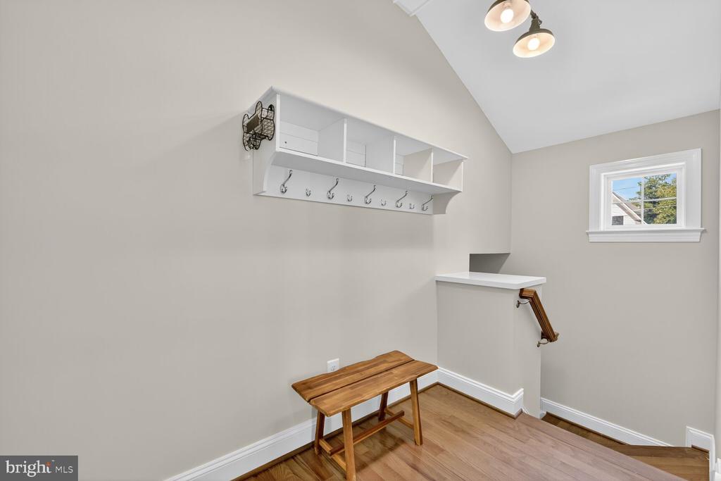 Arlington, Virginia, 22213, United States, 5 Bedrooms Bedrooms, ,5 BathroomsBathrooms,Residential,For Sale,1982488