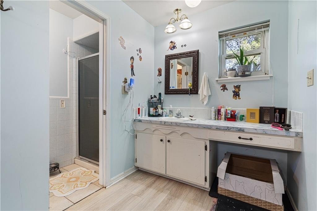 Siloam Springs, Arkansas, 72761, United States, 3 Bedrooms Bedrooms, ,4 BathroomsBathrooms,Residential,For Sale,1981853