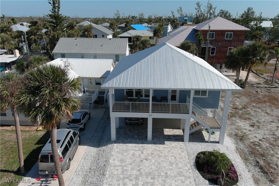 Fort Myers Beach, Florida, 33931, United States, 3 Bedrooms Bedrooms, ,2 BathroomsBathrooms,Residential,For Sale,1895274