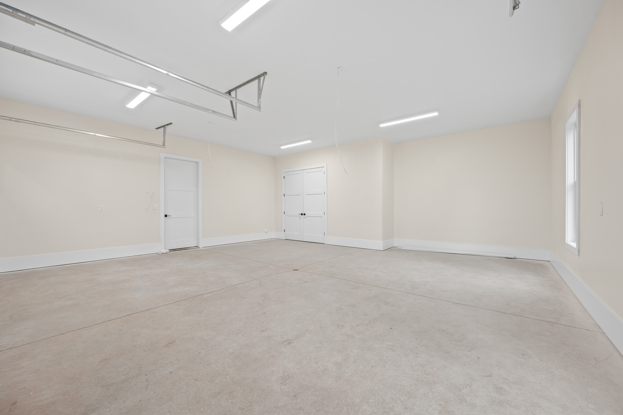 Goode, Virginia, 24556, United States, 3 Bedrooms Bedrooms, ,3 BathroomsBathrooms,Residential,For Sale,2005449