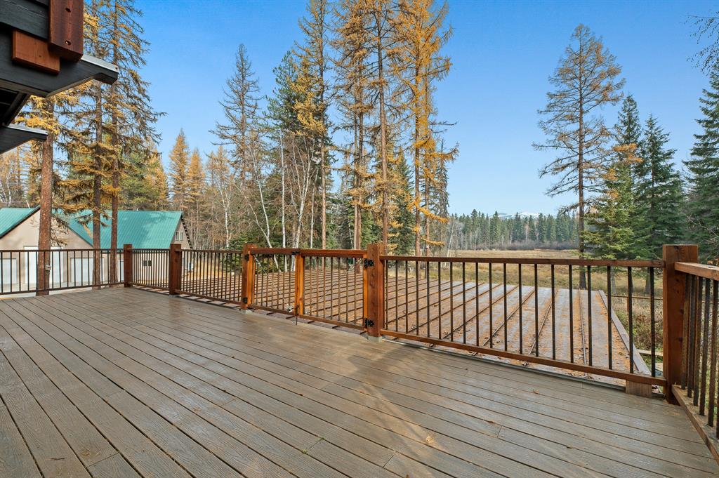 Whitefish, Montana, 59937, United States, 4 Bedrooms Bedrooms, ,2 BathroomsBathrooms,Residential,For Sale,1976274