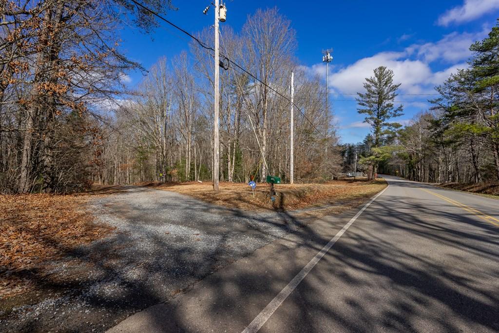 166 Windy Ridge, Blue Ridge, Georgia, 30513, United States, 3 Bedrooms Bedrooms, ,2 BathroomsBathrooms,Residential,For Sale,166 Windy Ridge,1454995