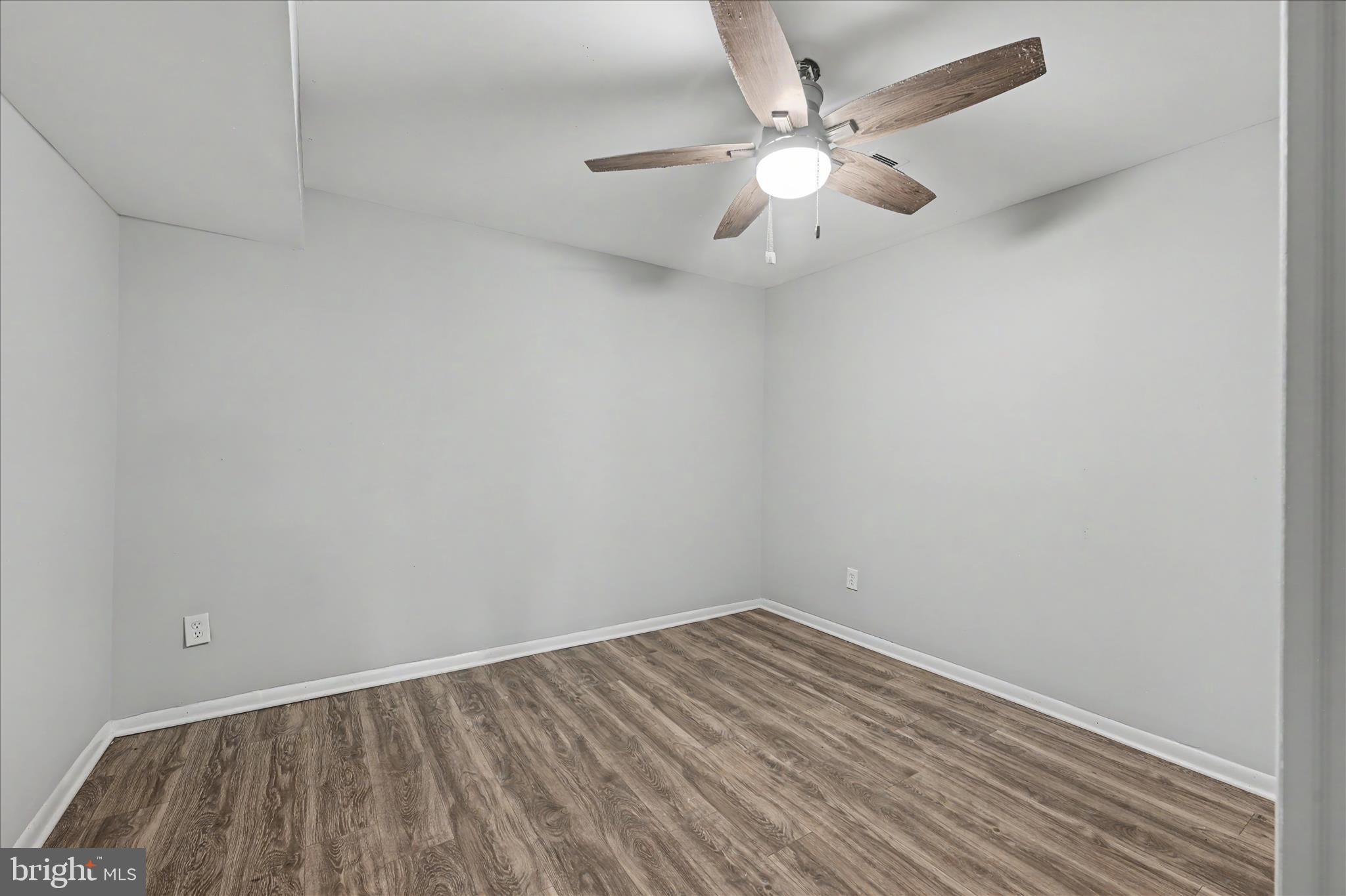 Linthicum Heights, Maryland, 21090, United States, 5 Bedrooms Bedrooms, ,3 BathroomsBathrooms,Residential,For Sale,2048569