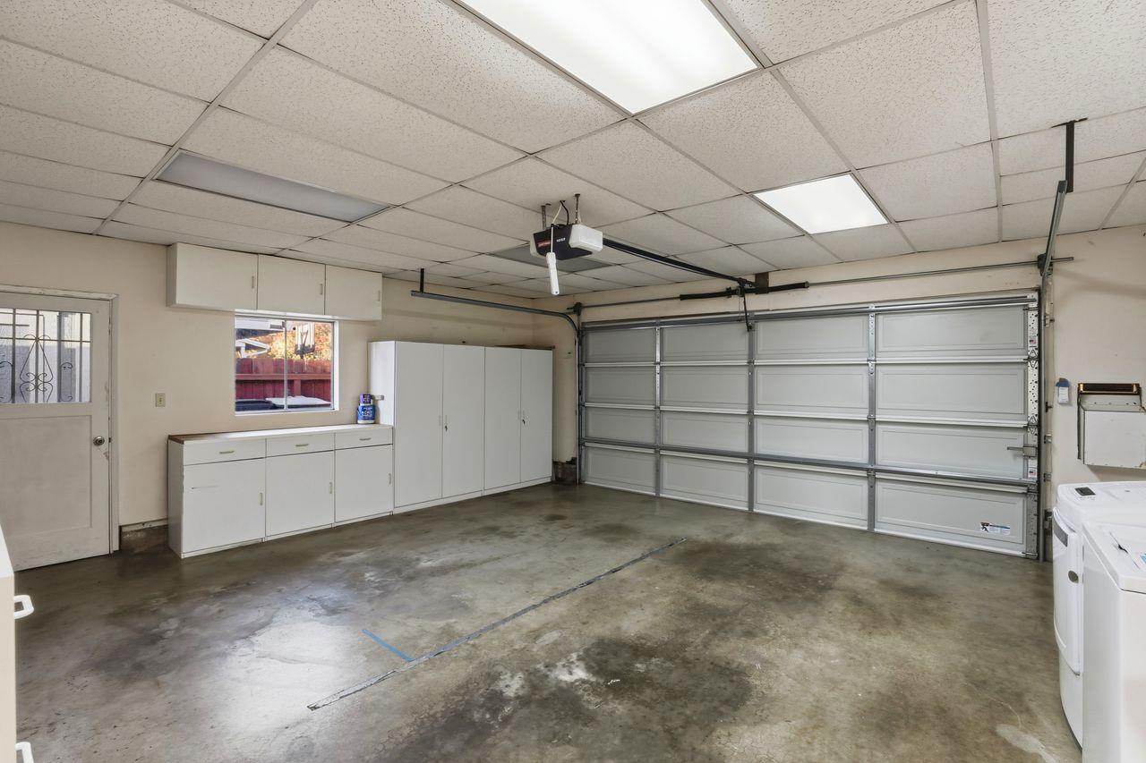 Sacramento, California, 95822, United States, 3 Bedrooms Bedrooms, ,2 BathroomsBathrooms,Residential,For Sale,1989013