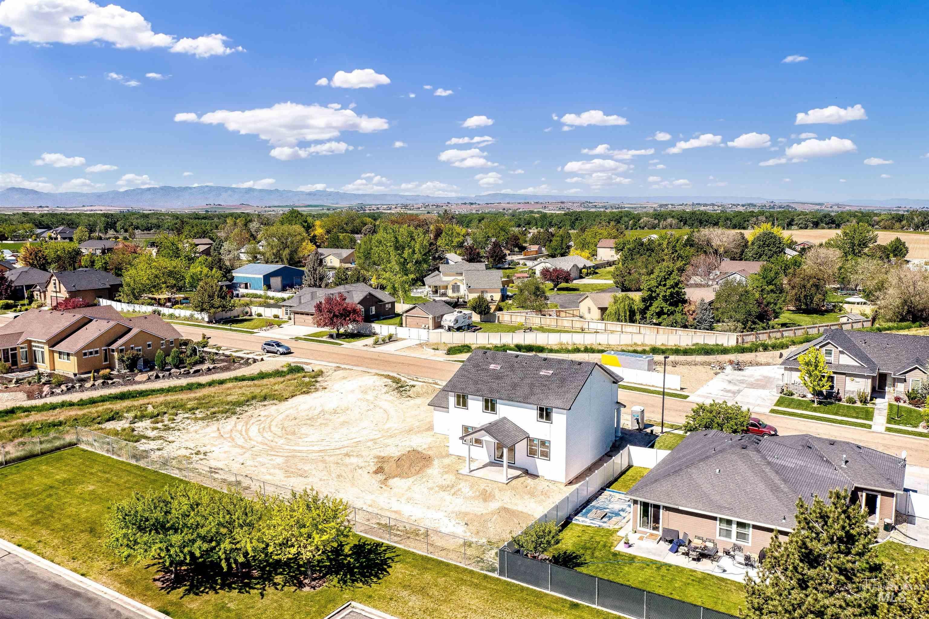 4012 Raintree Dr, Nampa, Idaho, 83686, United States, 5 Bedrooms Bedrooms, ,3 BathroomsBathrooms,Residential,For Sale,4012 Raintree Dr,1435374
