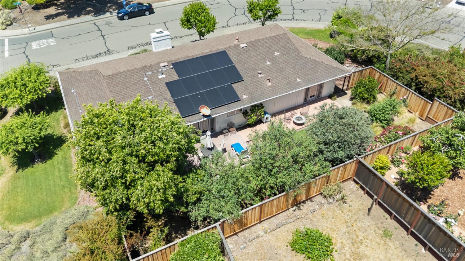 Santa Rosa, California, 95409, United States, 3 Bedrooms Bedrooms, ,2 BathroomsBathrooms,Residential,For Sale,1879429