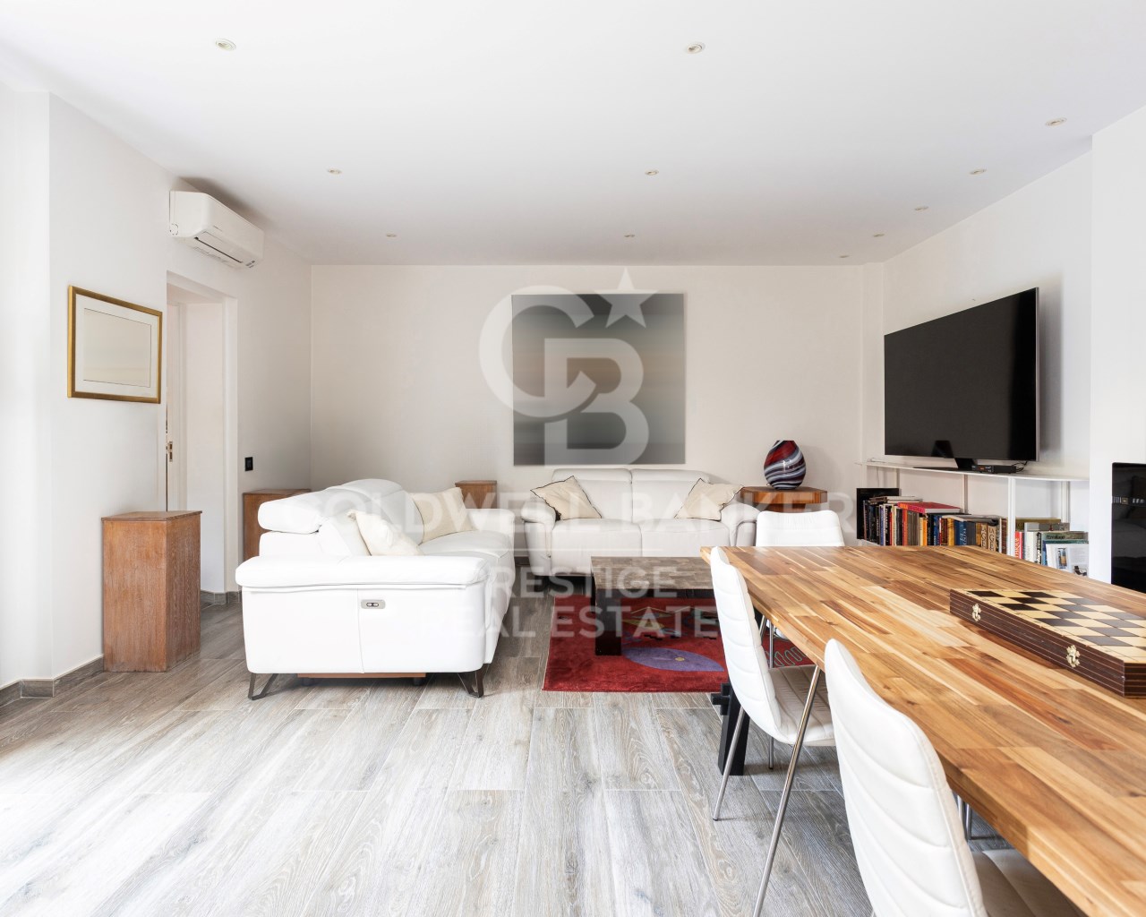 Barcelona, Catalonia, ES, 4 Bedrooms Bedrooms, ,3 BathroomsBathrooms,Residential,For Sale,1795299