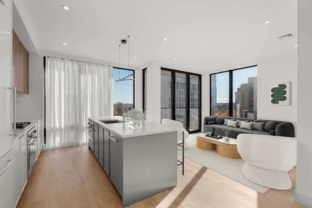 Boston, Massachusetts, 02118, United States, 2 Bedrooms Bedrooms, ,2 BathroomsBathrooms,Residential,For Sale,1988365