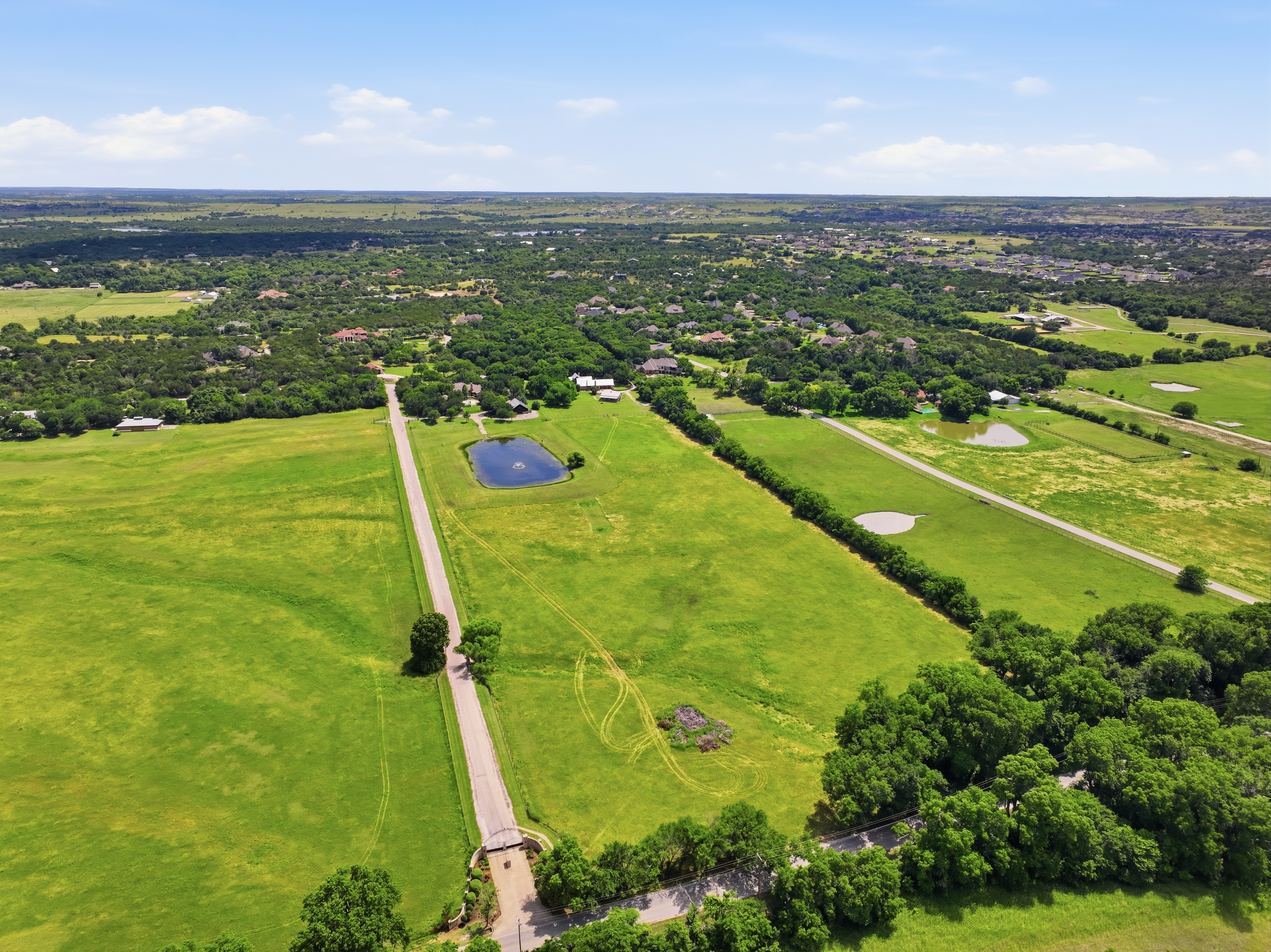  129 Trinity Bluffs, Aledo, TX, 76008 - 物件實景